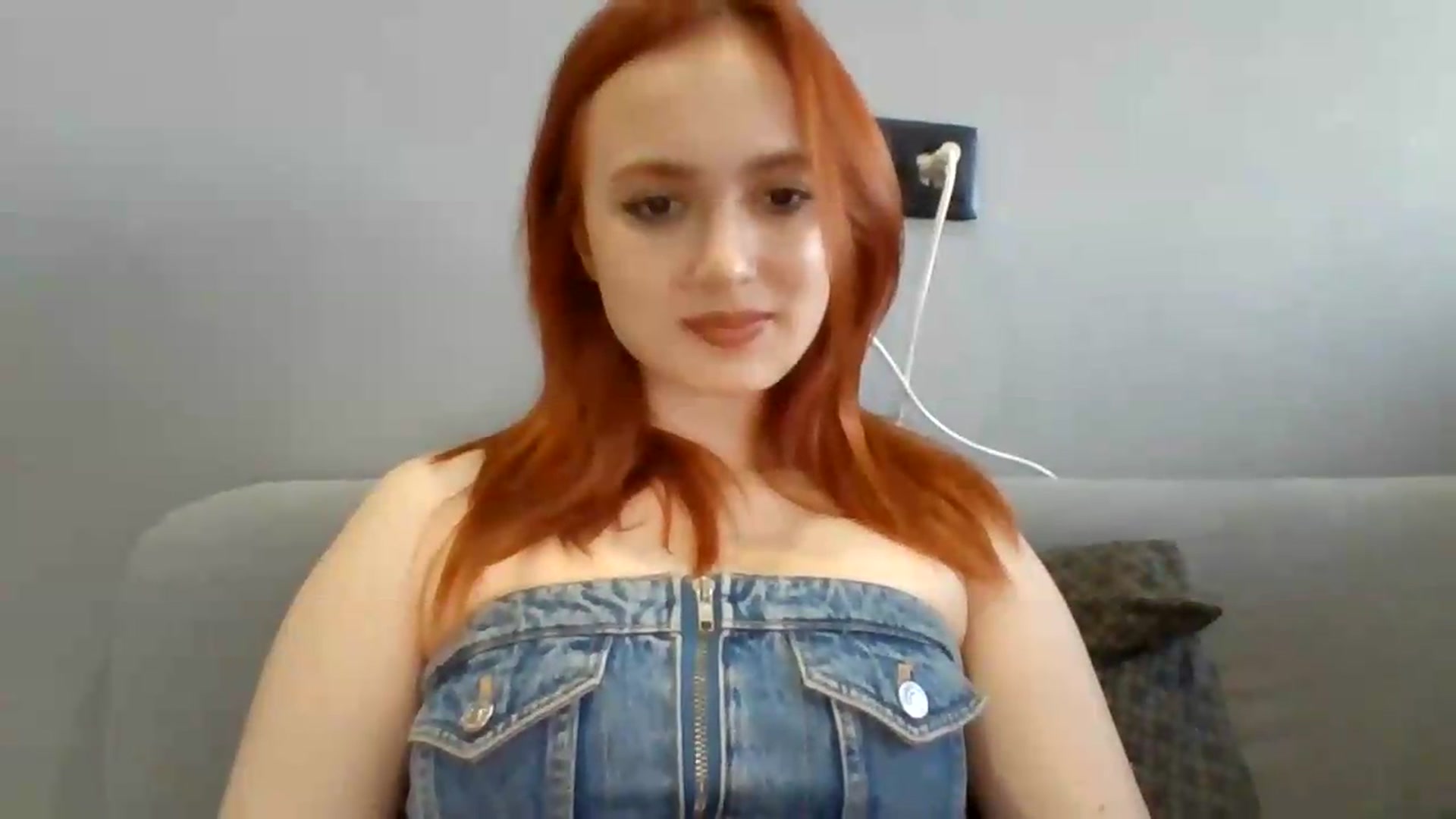 Gallery image thumbnail from AylinaGold's myfreecams stream on, 08/22/2026, 16:09 image 17 of 20