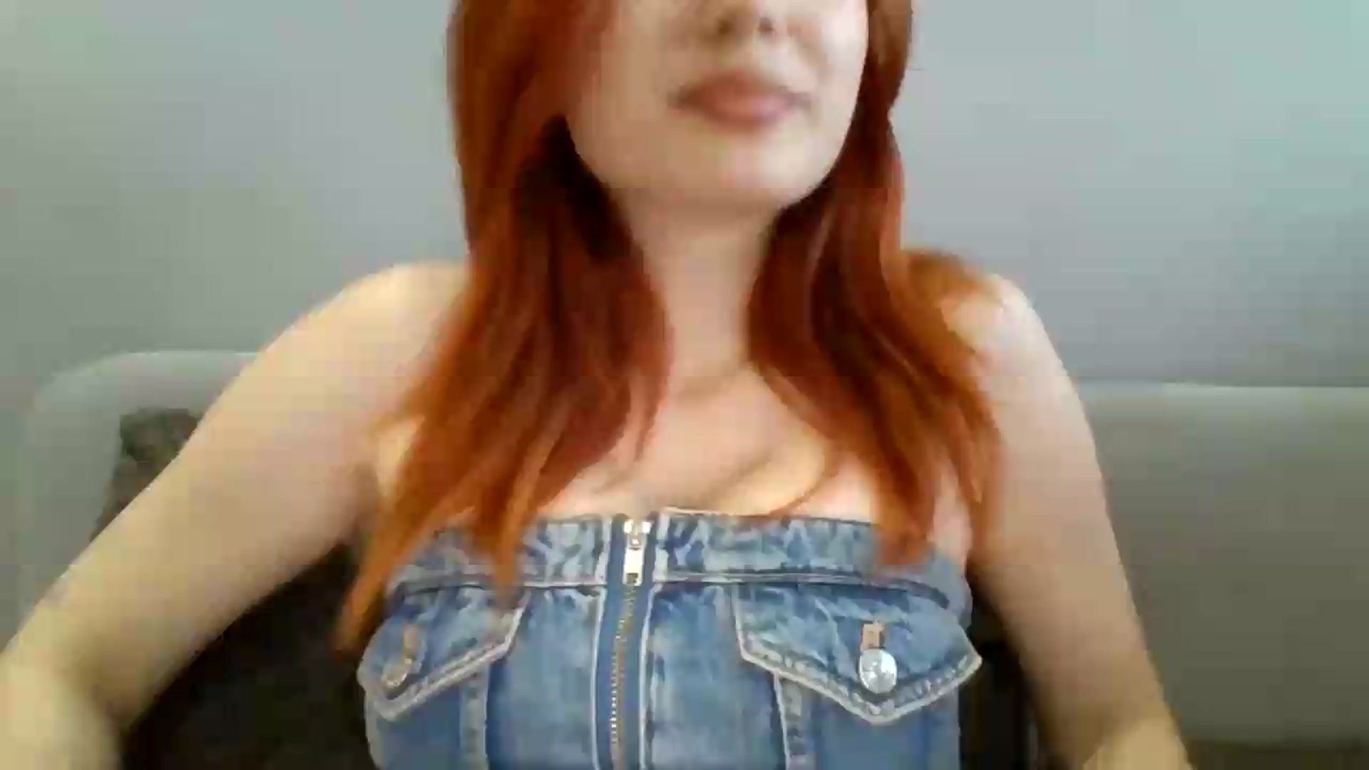 Gallery image thumbnail from AylinaGold's myfreecams stream on, 08/22/2026, 16:33 image 12 of 20