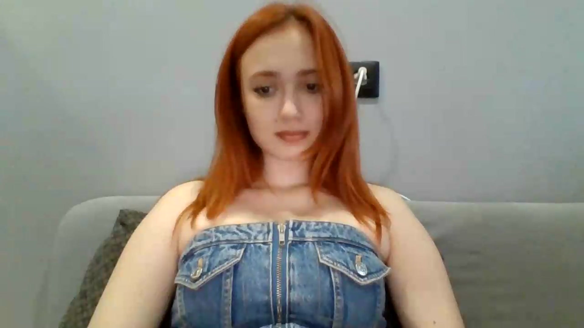 Gallery image thumbnail from AylinaGold's myfreecams stream on, 08/22/2026, 16:57 image 7 of 20