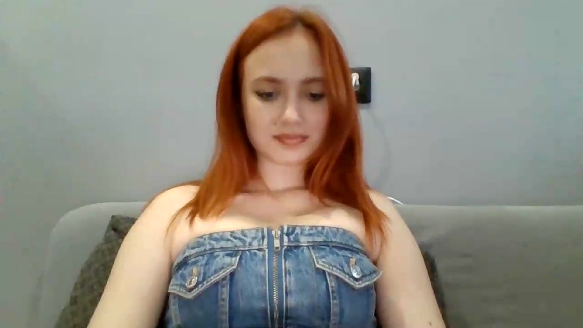 Gallery image thumbnail from AylinaGold's myfreecams stream on, 08/22/2026, 16:57 image 5 of 20