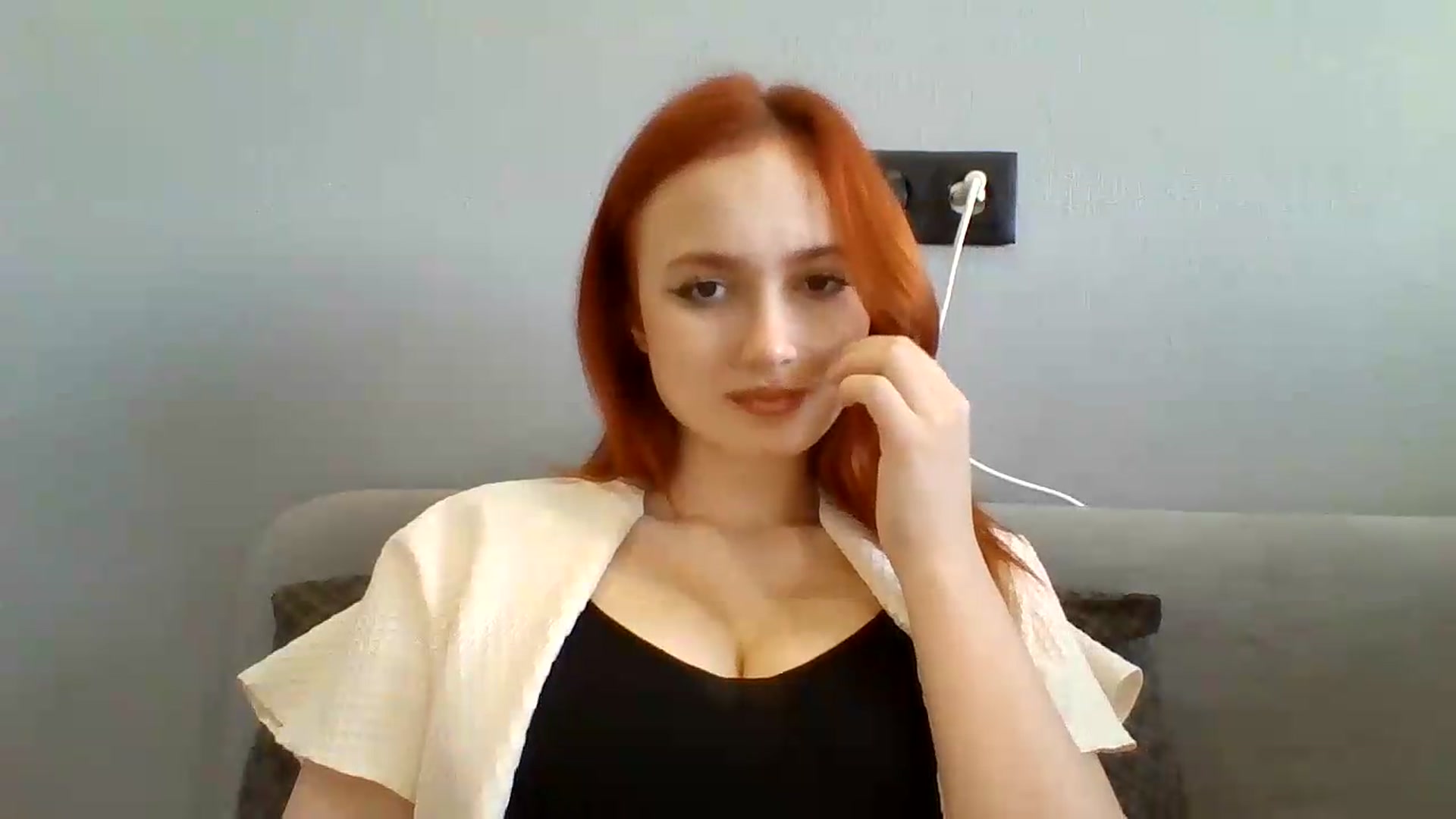 Gallery image thumbnail from AylinaGold's myfreecams stream on, 08/23/2026, 10:46 image 10 of 20