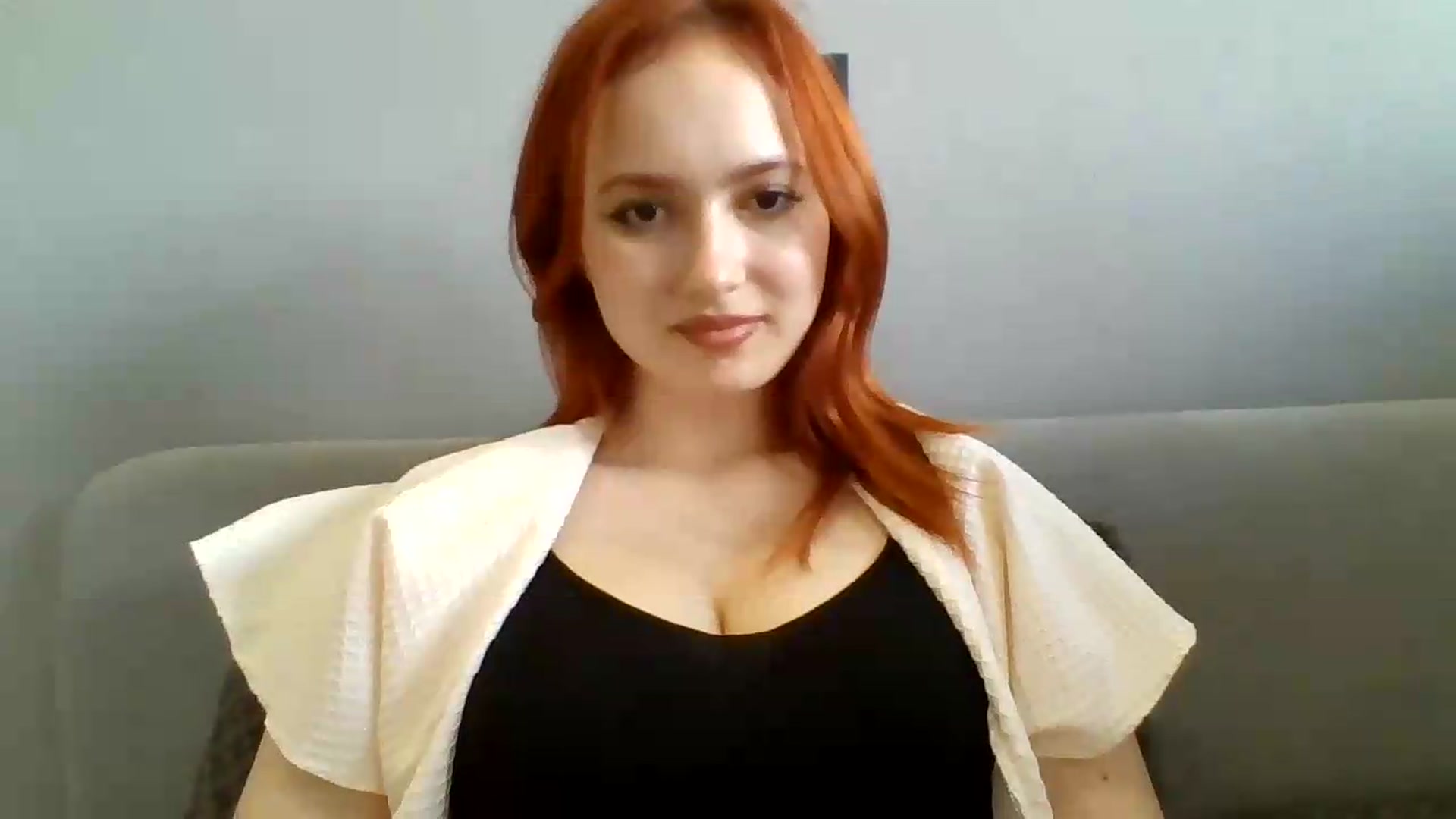 Gallery image thumbnail from AylinaGold's myfreecams stream on, 08/23/2026, 13:05 image 17 of 20