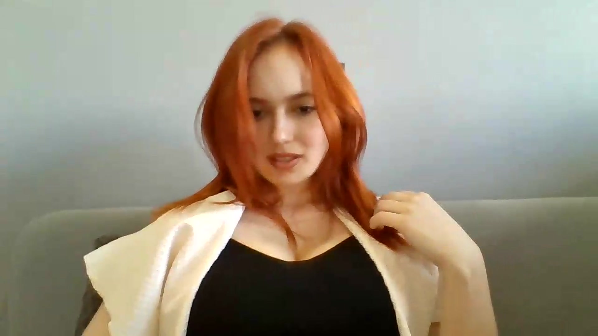 Gallery image thumbnail from AylinaGold's myfreecams stream on, 08/23/2026, 13:05 image 6 of 20