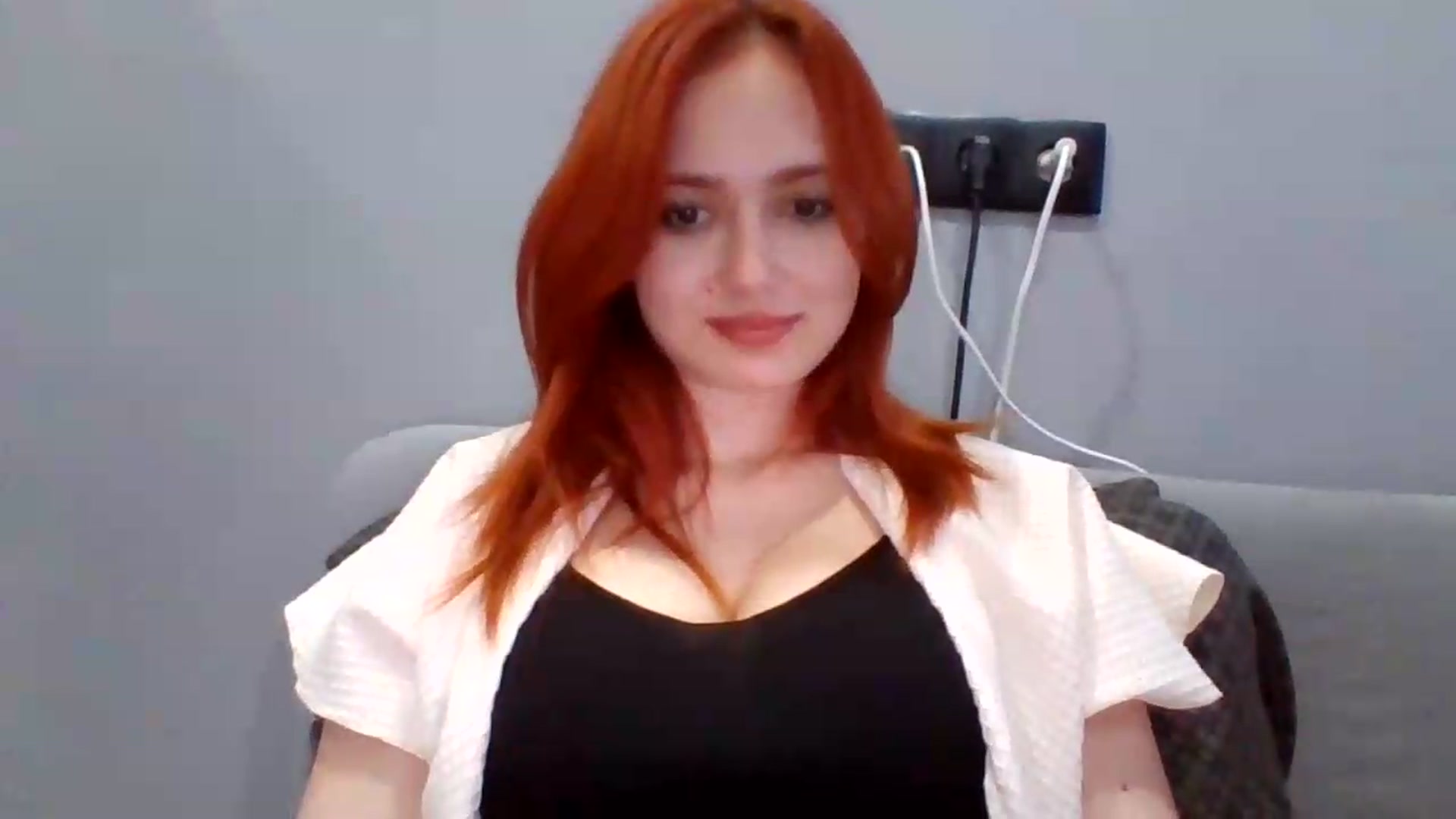 Gallery image thumbnail from AylinaGold's myfreecams stream on, 08/23/2026, 17:19 image 12 of 20