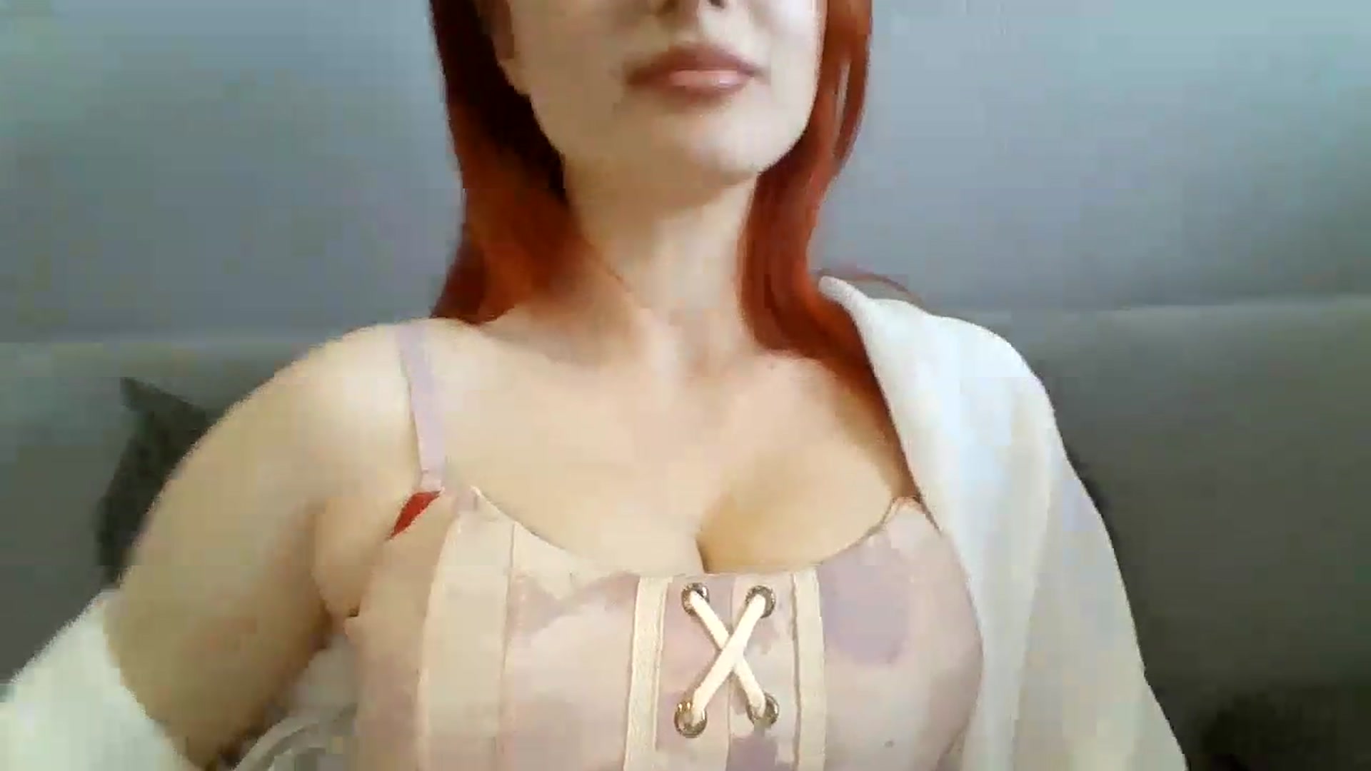 Gallery image thumbnail from AylinaGold's myfreecams stream on, 08/24/2026, 12:28 image 13 of 20