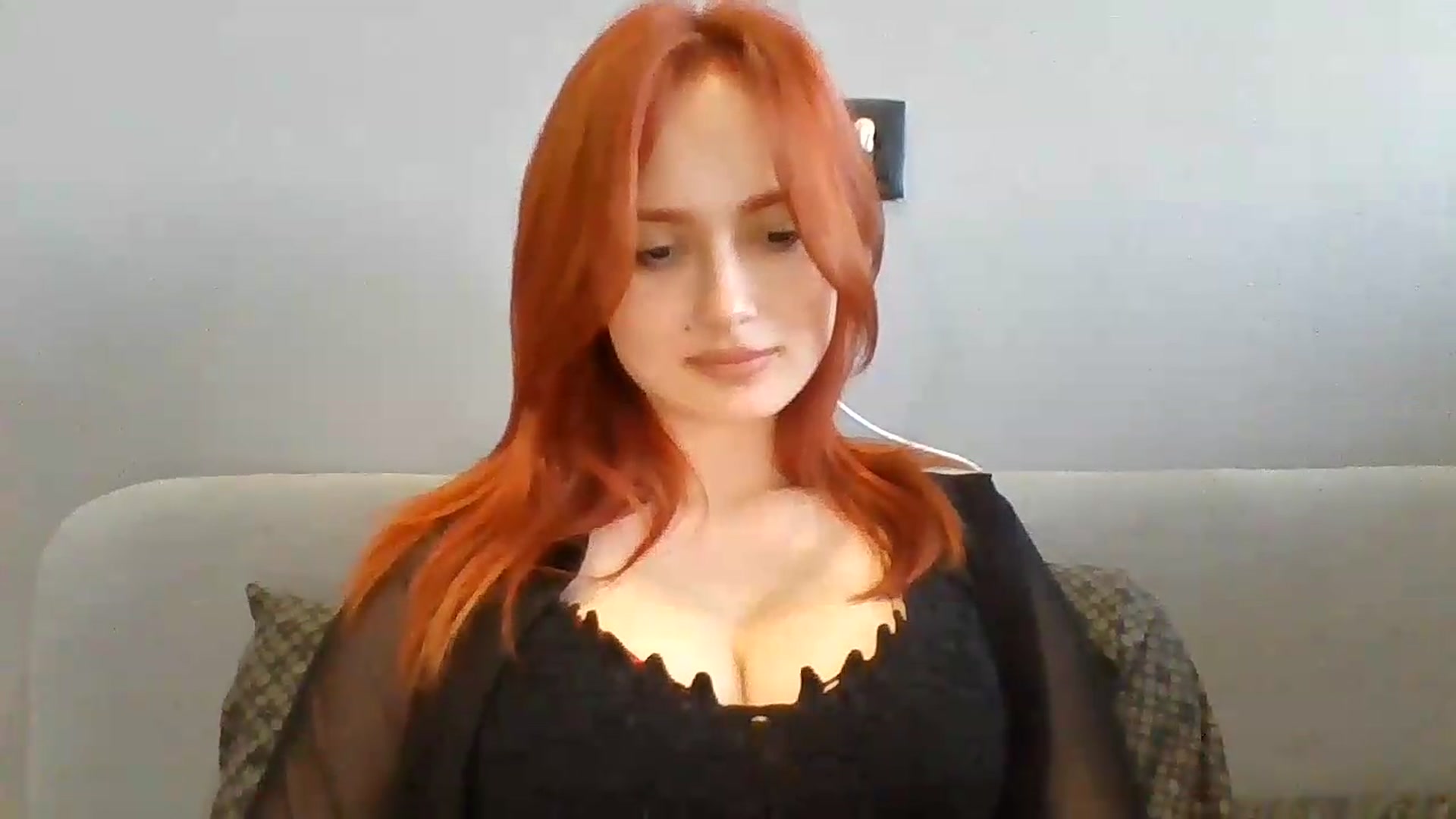 Gallery image thumbnail from AylinaGold's myfreecams stream on, 08/24/2026, 16:53 image 10 of 20