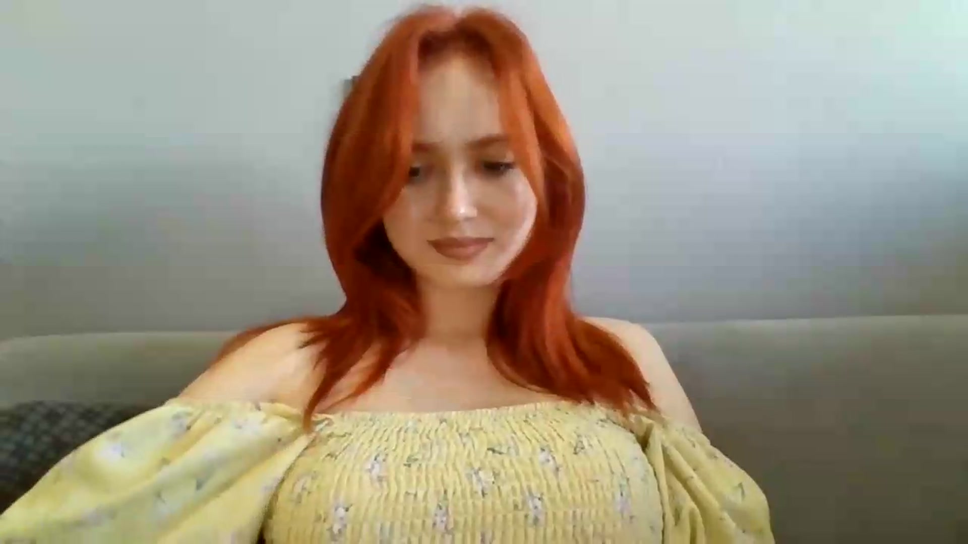 Gallery image thumbnail from AylinaGold's myfreecams stream on, 08/25/2026, 12:24 image 16 of 20