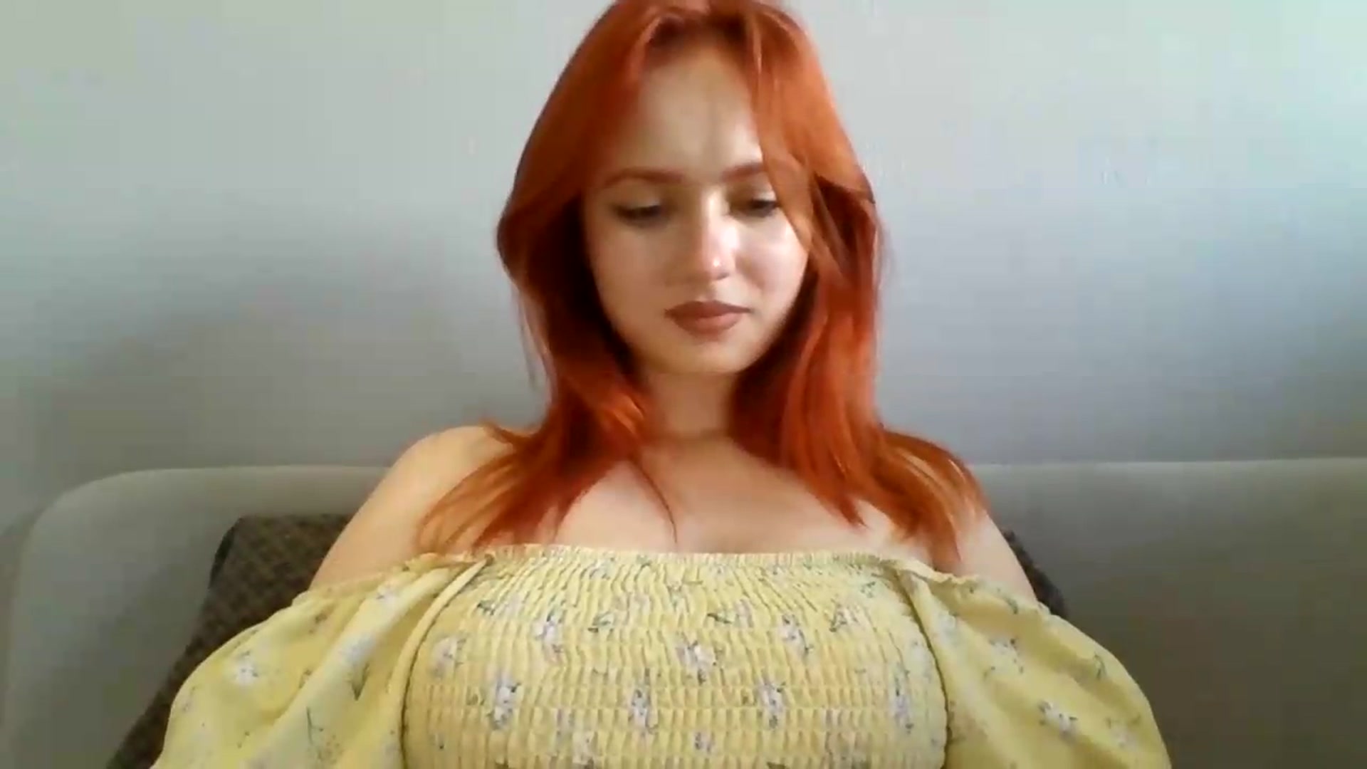 Gallery image thumbnail from AylinaGold's myfreecams stream on, 08/25/2026, 13:39 image 9 of 20