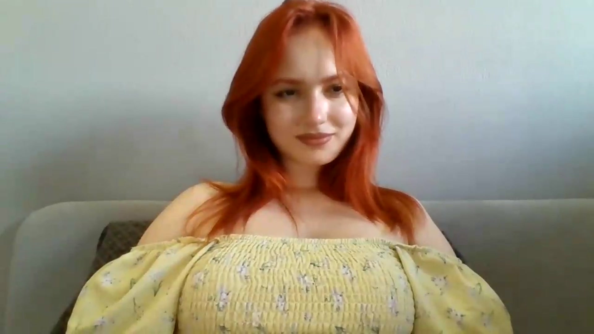 Gallery image thumbnail from AylinaGold's myfreecams stream on, 08/25/2026, 13:39 image 12 of 20