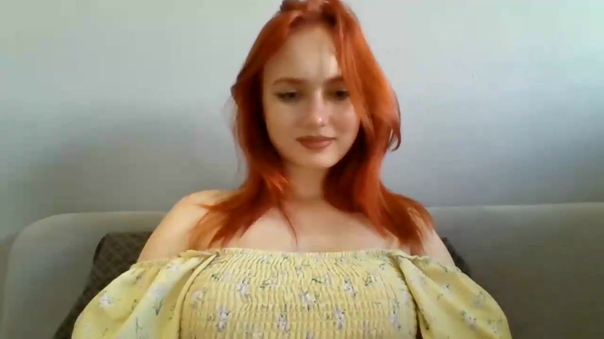 Gallery image thumbnail from AylinaGold's myfreecams stream on, 08/25/2026, 13:39 image 14 of 20