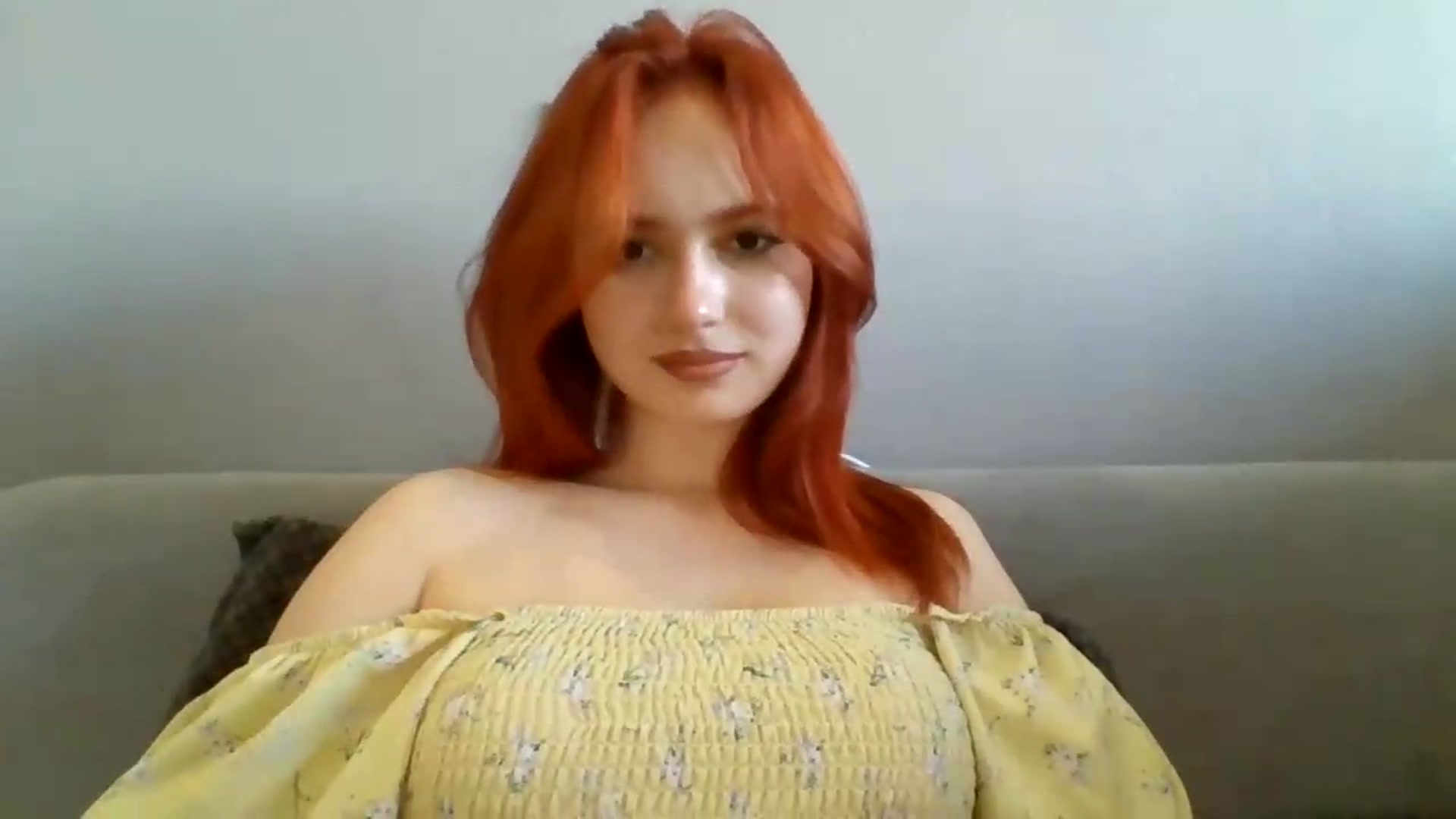 Gallery image thumbnail from AylinaGold's myfreecams stream on, 08/25/2026, 14:19 image 10 of 20