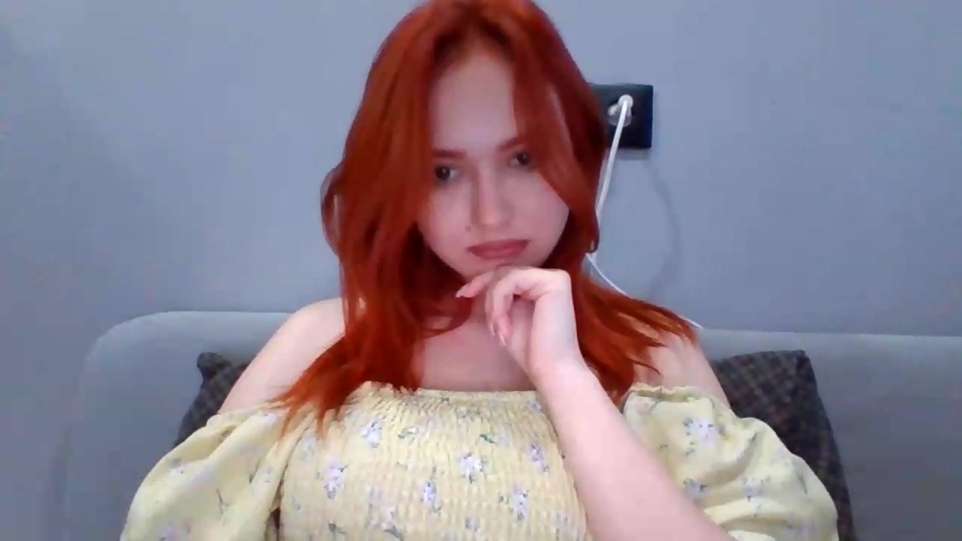 Gallery image thumbnail from AylinaGold's myfreecams stream on, 08/25/2026, 17:02 image 15 of 20