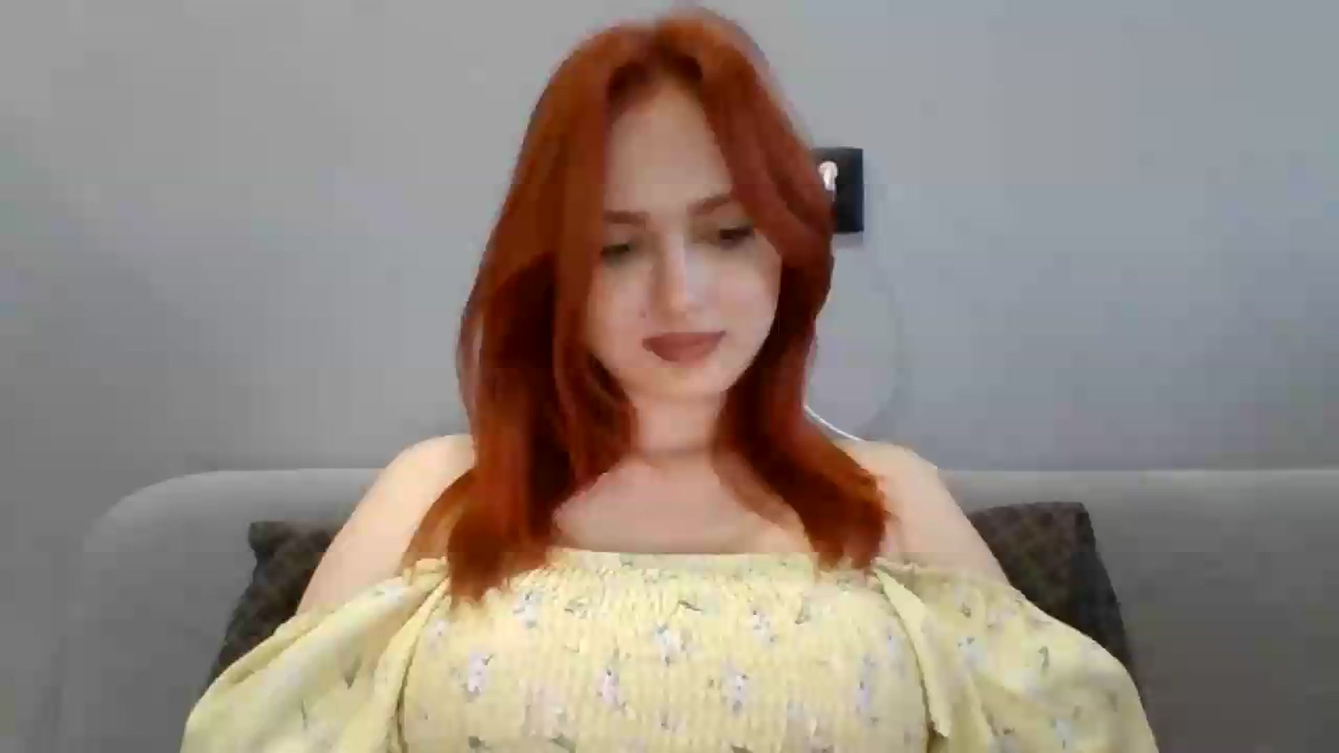 Gallery image thumbnail from AylinaGold's myfreecams stream on, 08/25/2026, 17:02 image 3 of 20