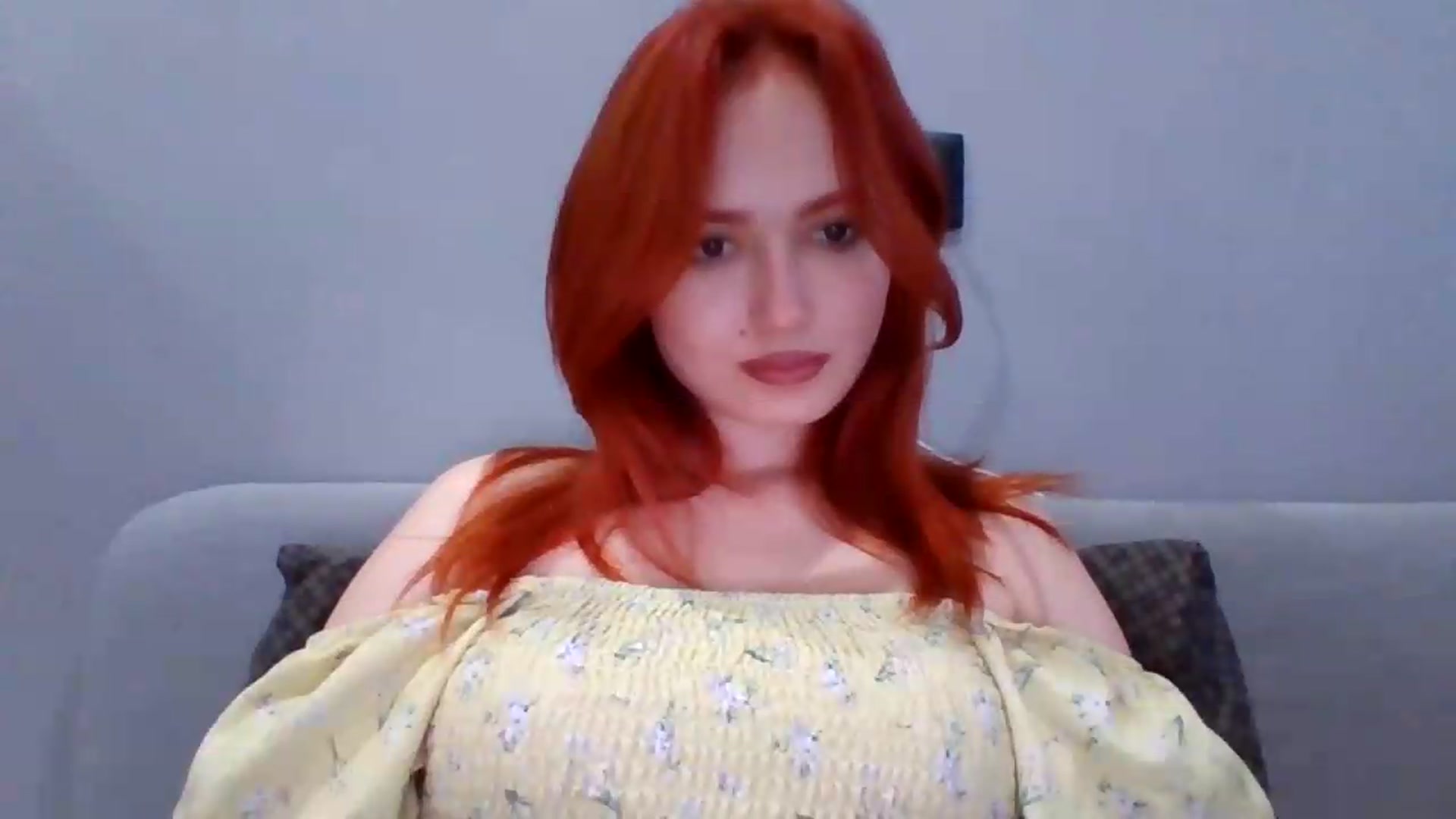 Gallery image thumbnail from AylinaGold's myfreecams stream on, 08/25/2026, 17:02 image 17 of 20