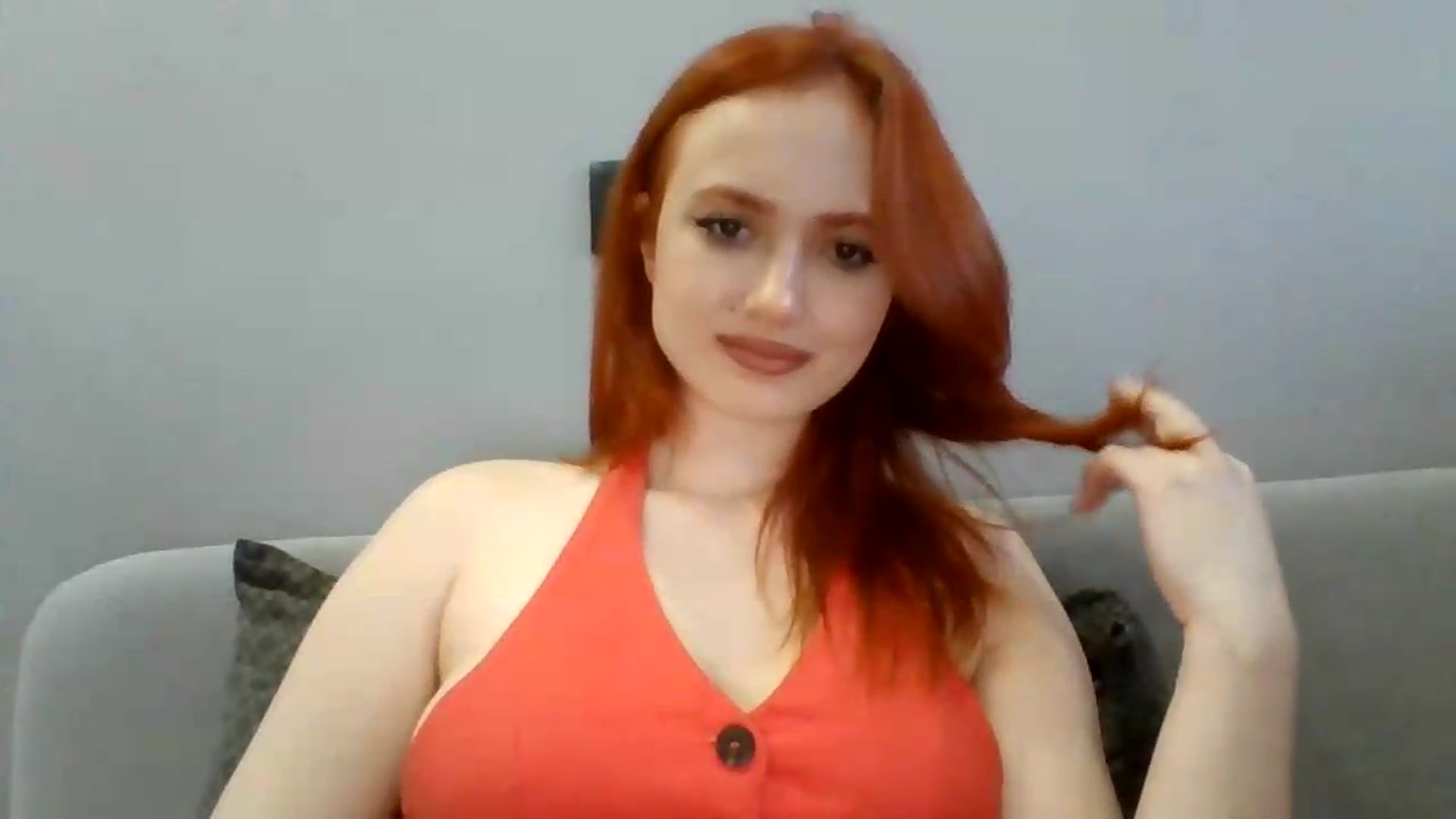 Gallery image thumbnail from AylinaGold's myfreecams stream on, 08/26/2026, 17:55 image 9 of 20