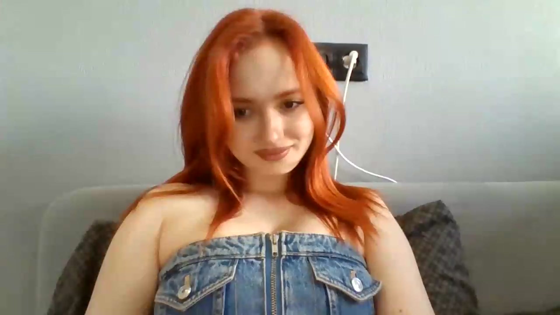 Gallery image thumbnail from AylinaGold's myfreecams stream on, 08/27/2026, 11:33 image 14 of 20