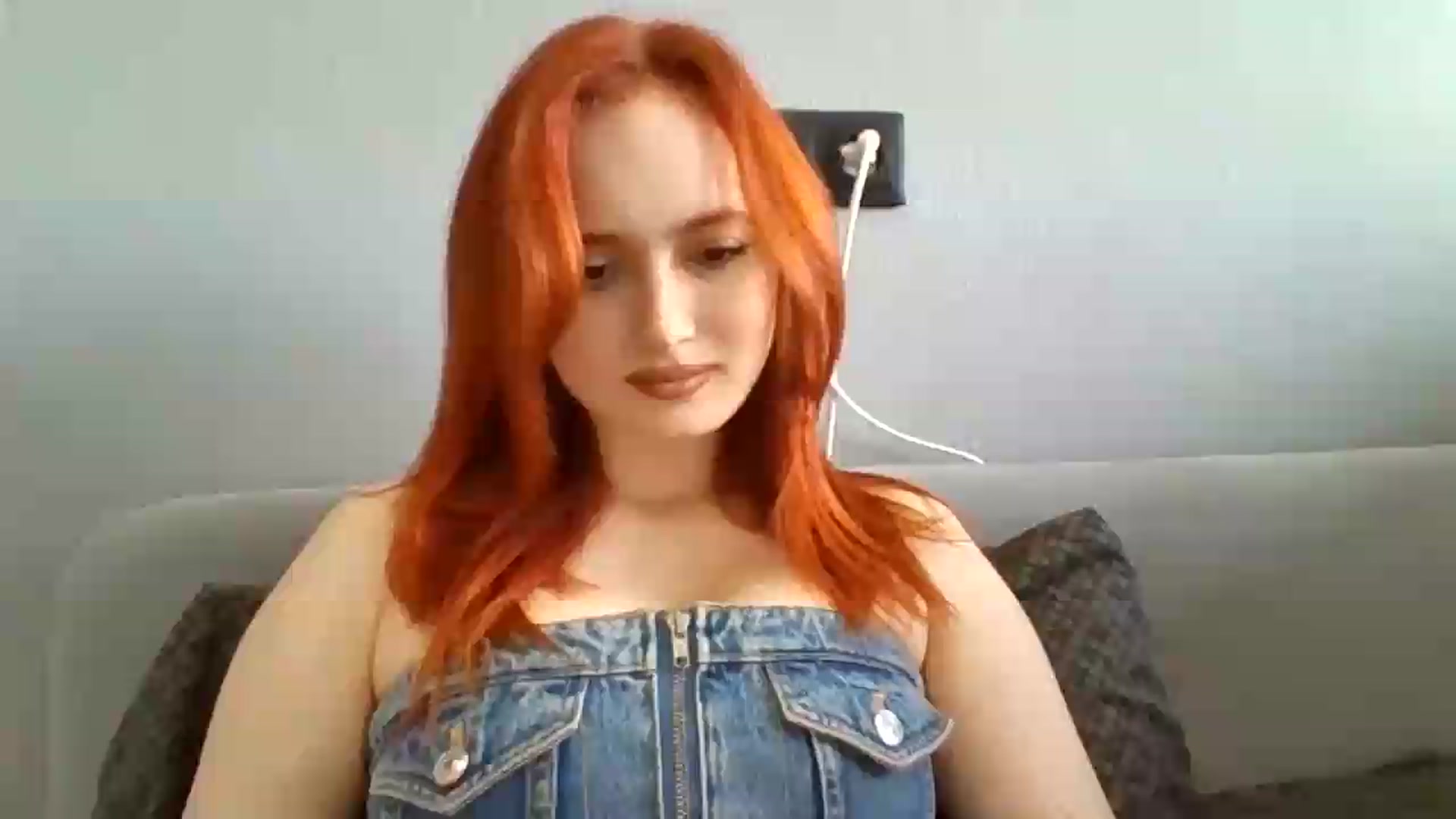 Gallery image thumbnail from AylinaGold's myfreecams stream on, 08/27/2026, 11:33 image 7 of 20