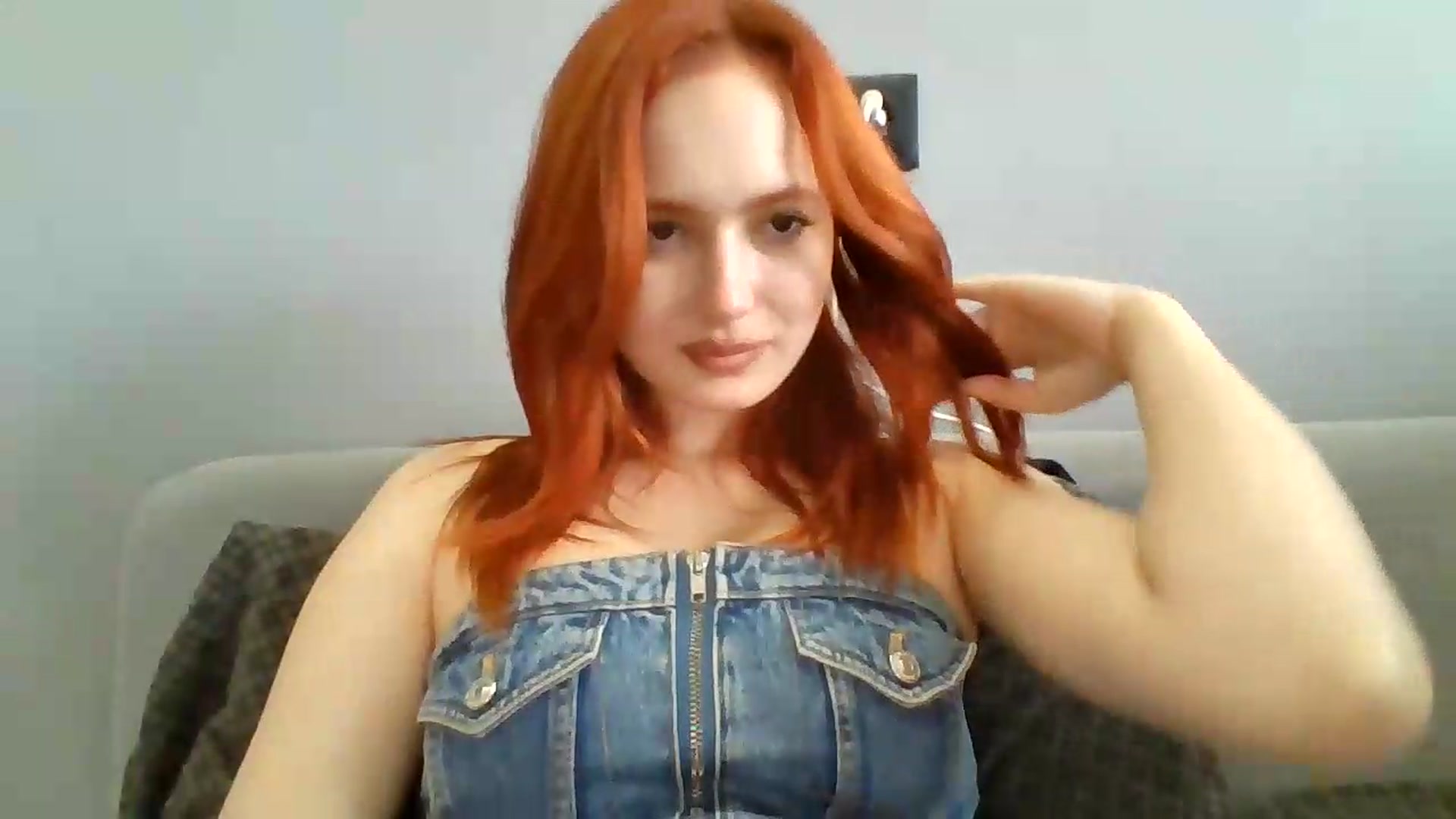 Gallery image thumbnail from AylinaGold's myfreecams stream on, 08/27/2026, 13:27 image 18 of 20