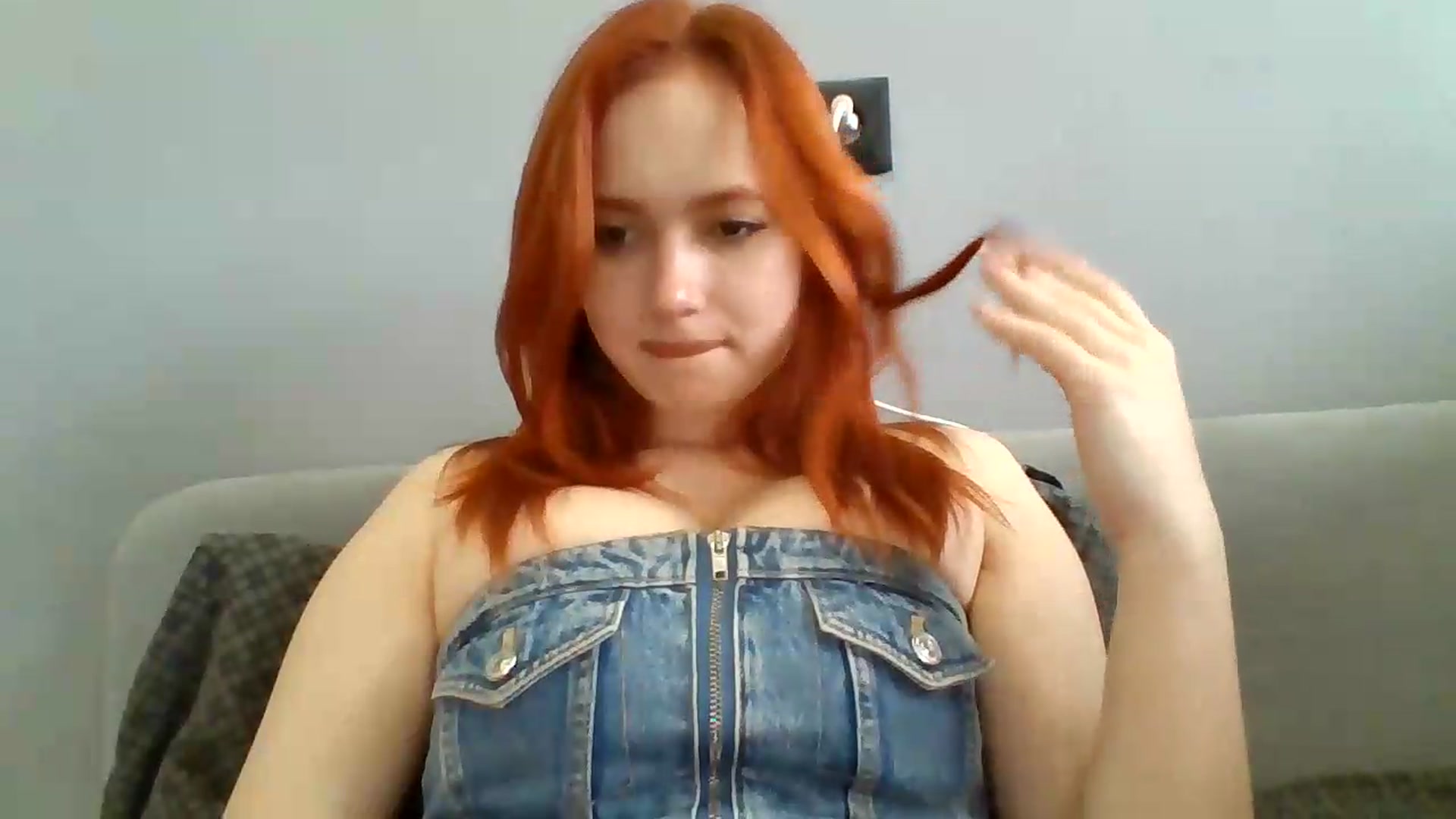Gallery image thumbnail from AylinaGold's myfreecams stream on, 08/27/2026, 13:27 image 11 of 20