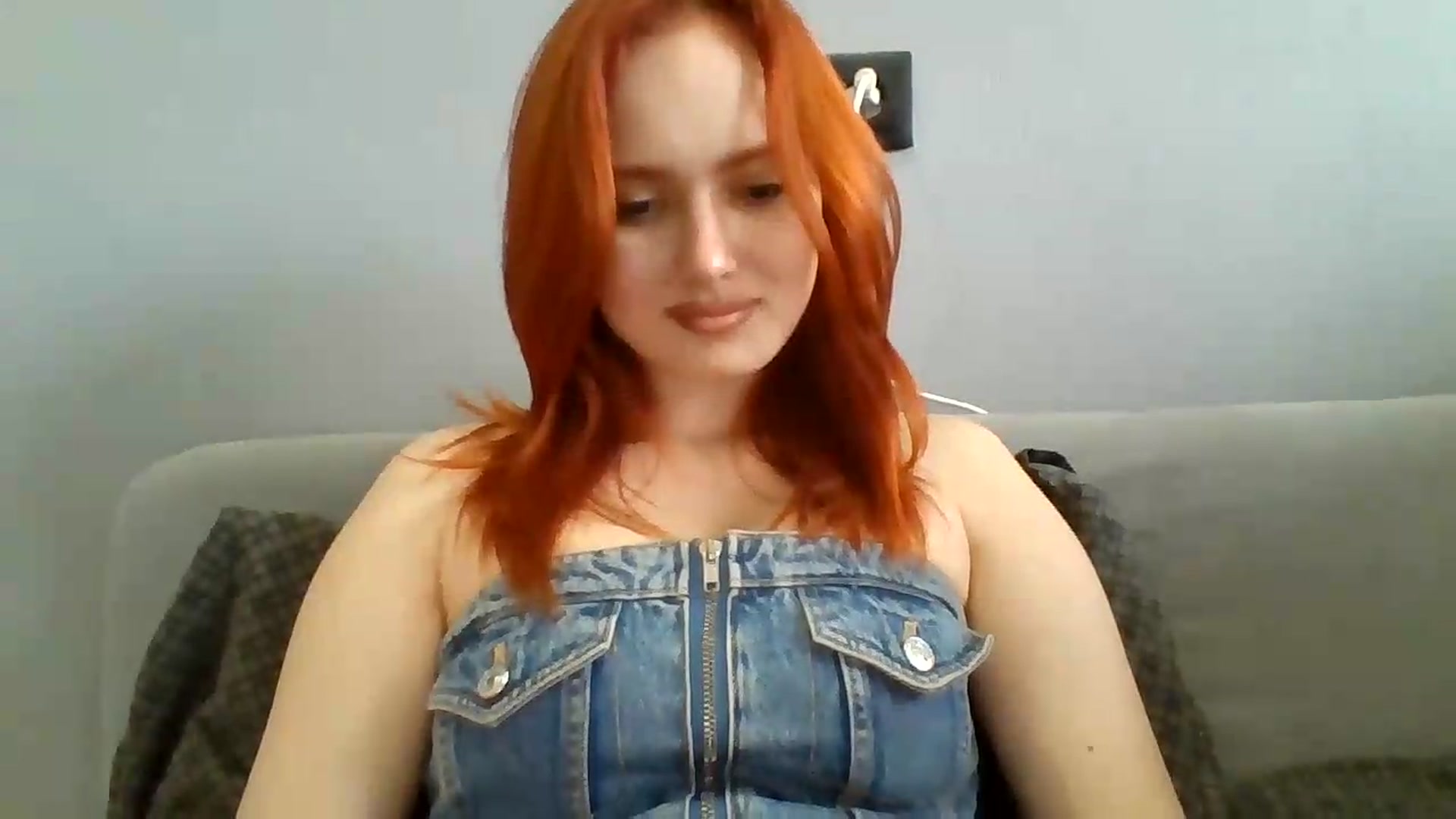 Gallery image thumbnail from AylinaGold's myfreecams stream on, 08/27/2026, 13:27 image 17 of 20
