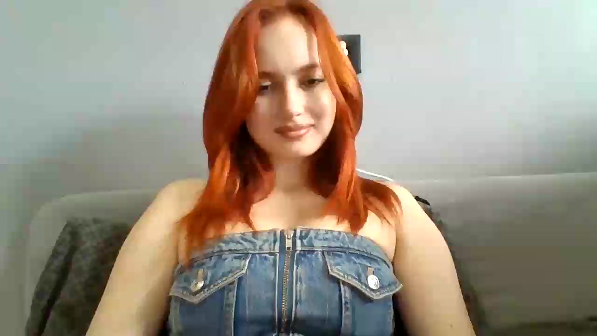 Gallery image thumbnail from AylinaGold's myfreecams stream on, 08/27/2026, 13:27 image 1 of 20