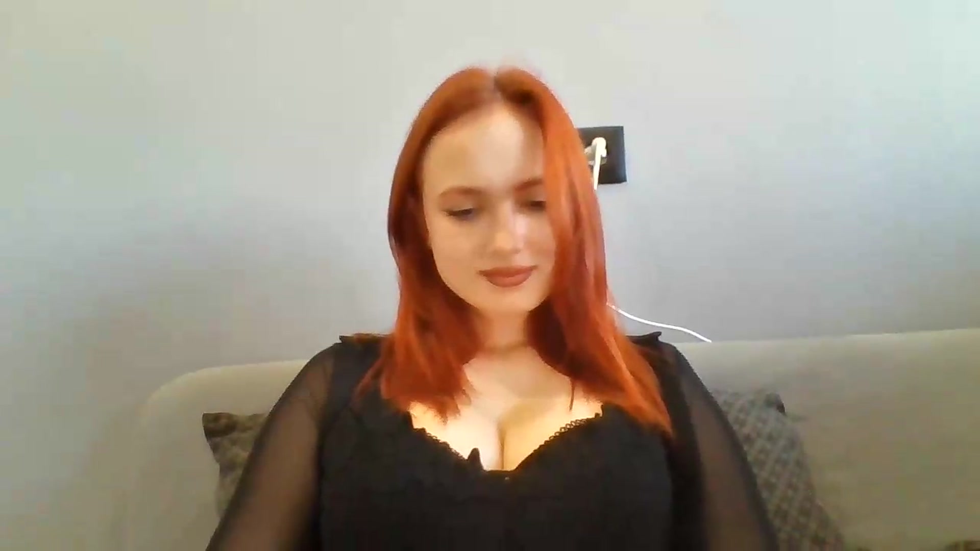 Gallery image thumbnail from AylinaGold's myfreecams stream on, 08/29/2026, 11:57 image 16 of 20