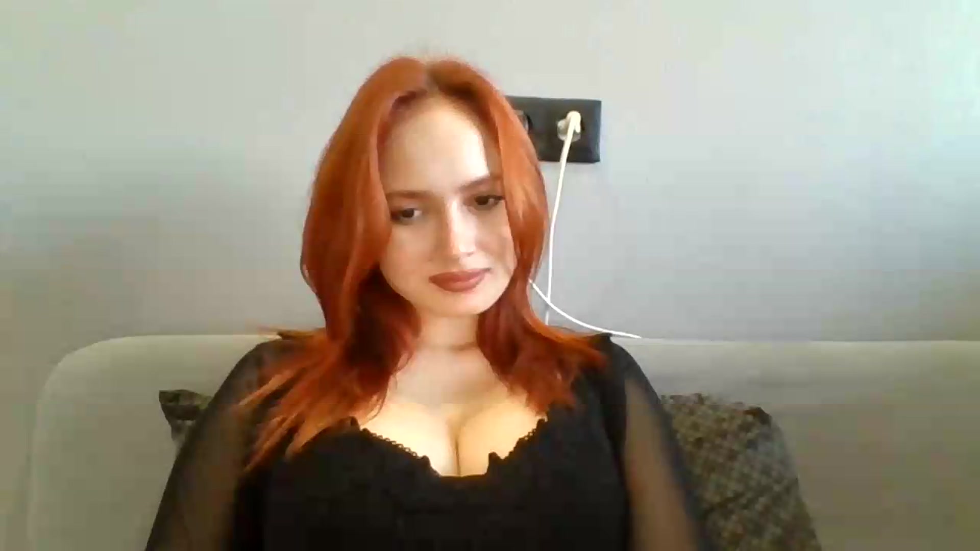 Gallery image thumbnail from AylinaGold's myfreecams stream on, 08/29/2026, 15:25 image 10 of 20