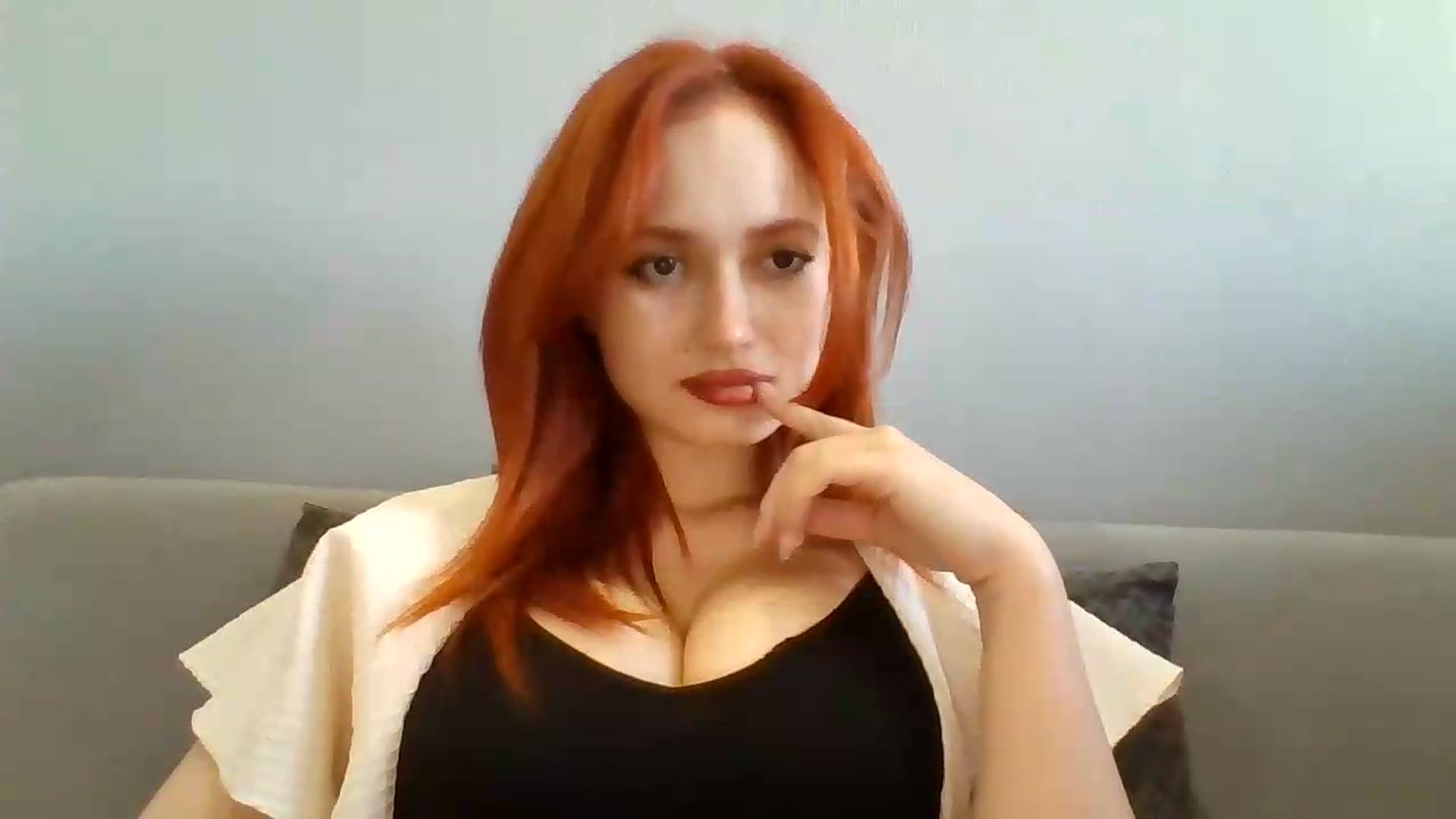 Gallery image thumbnail from AylinaGold's myfreecams stream on, 08/31/2026, 12:00 image 13 of 20