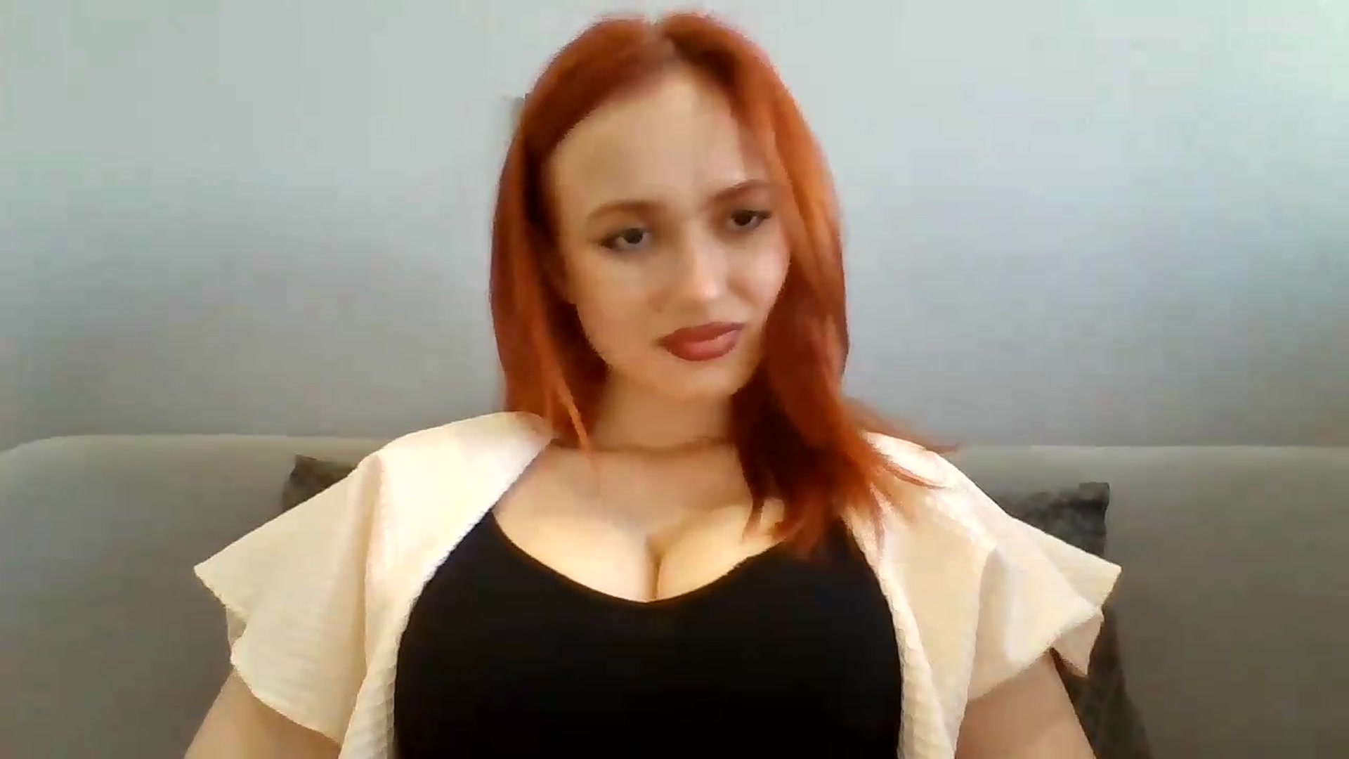 Gallery image thumbnail from AylinaGold's myfreecams stream on, 08/31/2026, 12:00 image 17 of 20