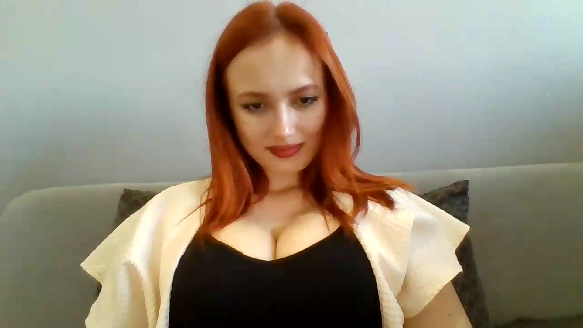 Gallery image thumbnail from AylinaGold's myfreecams stream on, 08/31/2026, 12:32 image 12 of 20