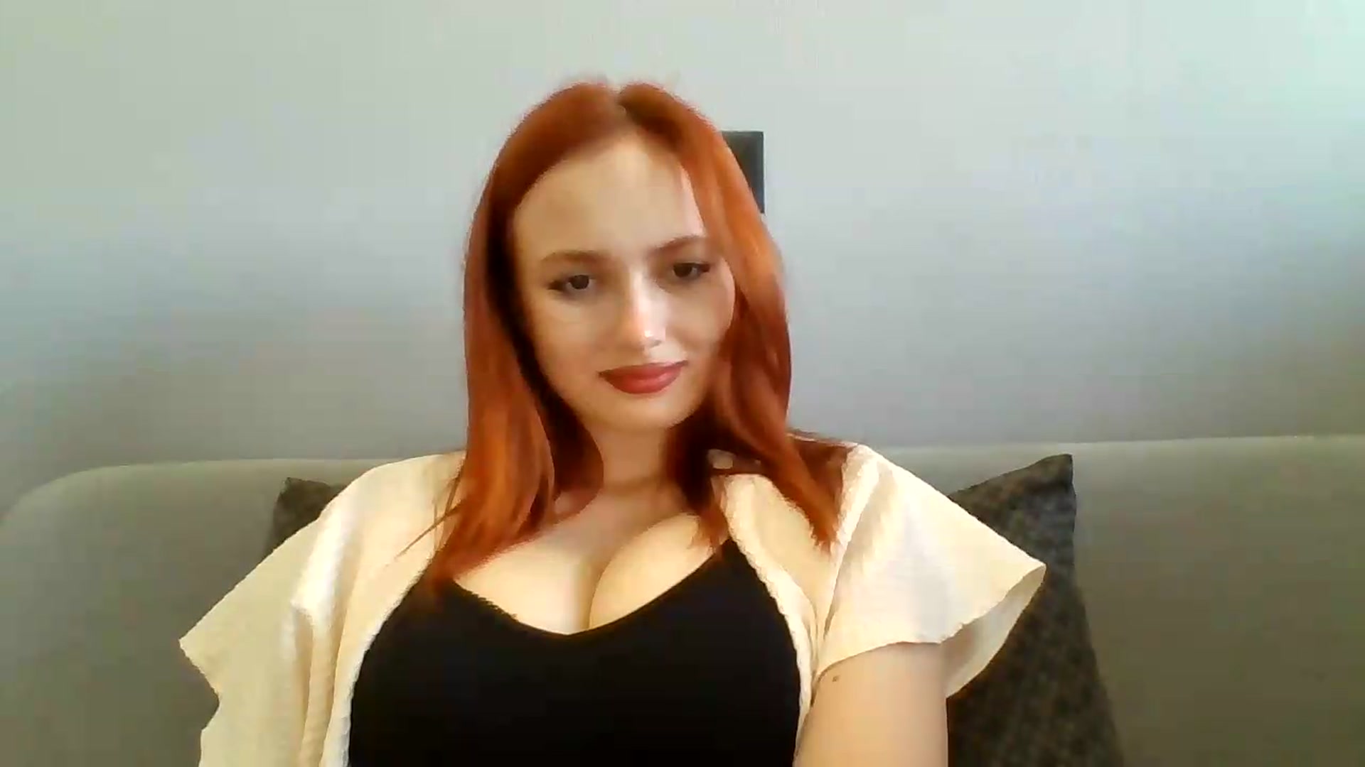 Gallery image thumbnail from AylinaGold's myfreecams stream on, 08/31/2026, 12:32 image 13 of 20