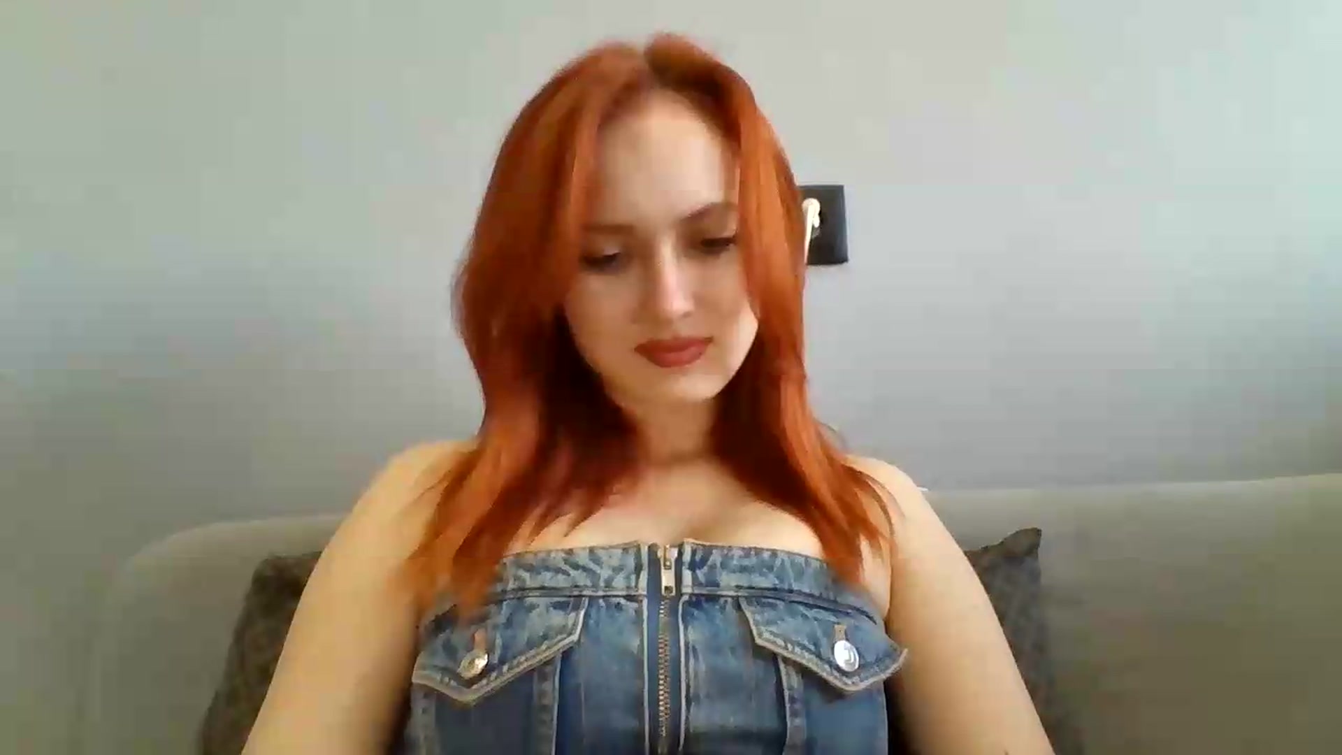 Gallery image thumbnail from AylinaGold's myfreecams stream on, 09/04/2026, 09:19 image 15 of 20