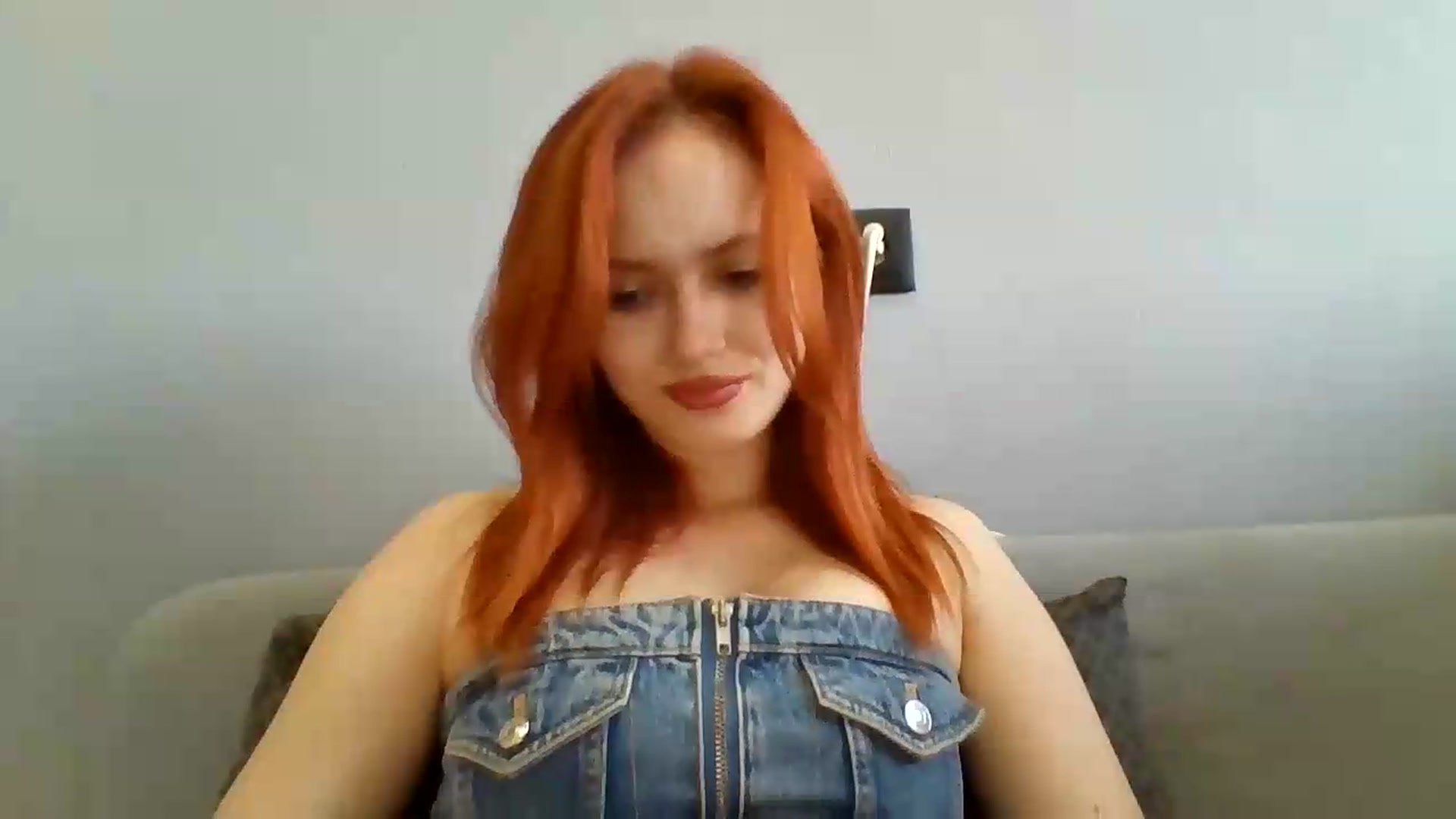 Gallery image thumbnail from AylinaGold's myfreecams stream on, 09/04/2026, 09:19 image 16 of 20