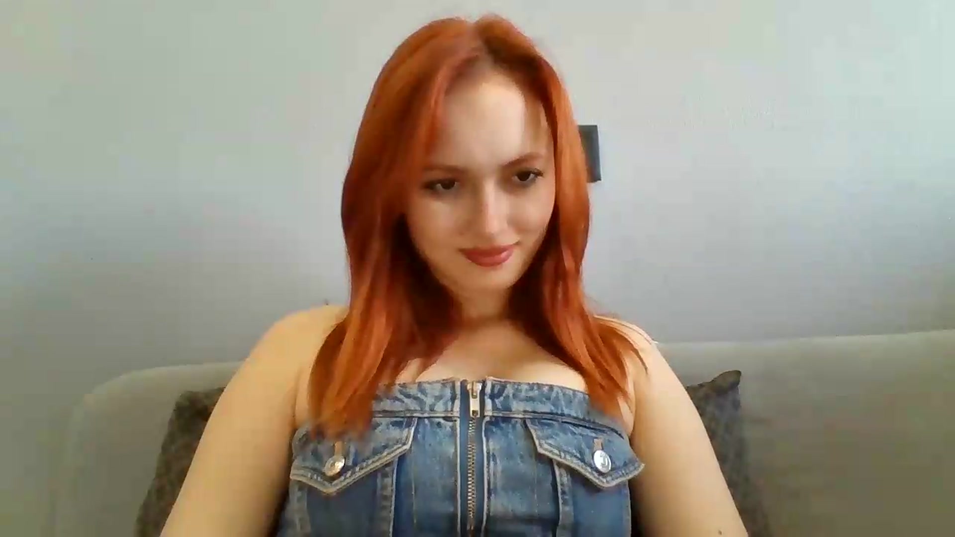 Gallery image thumbnail from AylinaGold's myfreecams stream on, 09/04/2026, 09:19 image 9 of 20