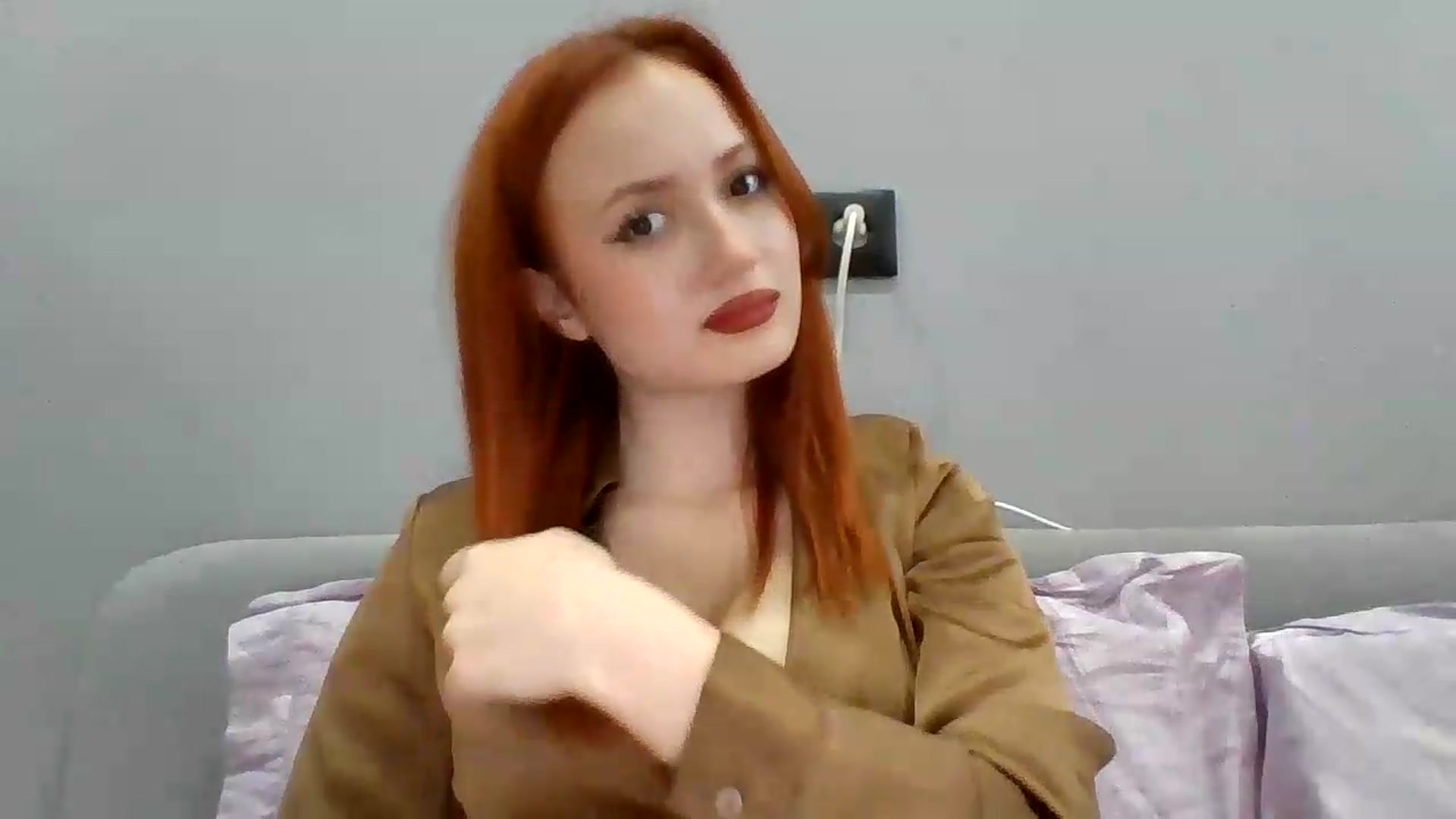 Gallery image thumbnail from AylinaGold's myfreecams stream on, 09/06/2026, 16:18 image 11 of 20