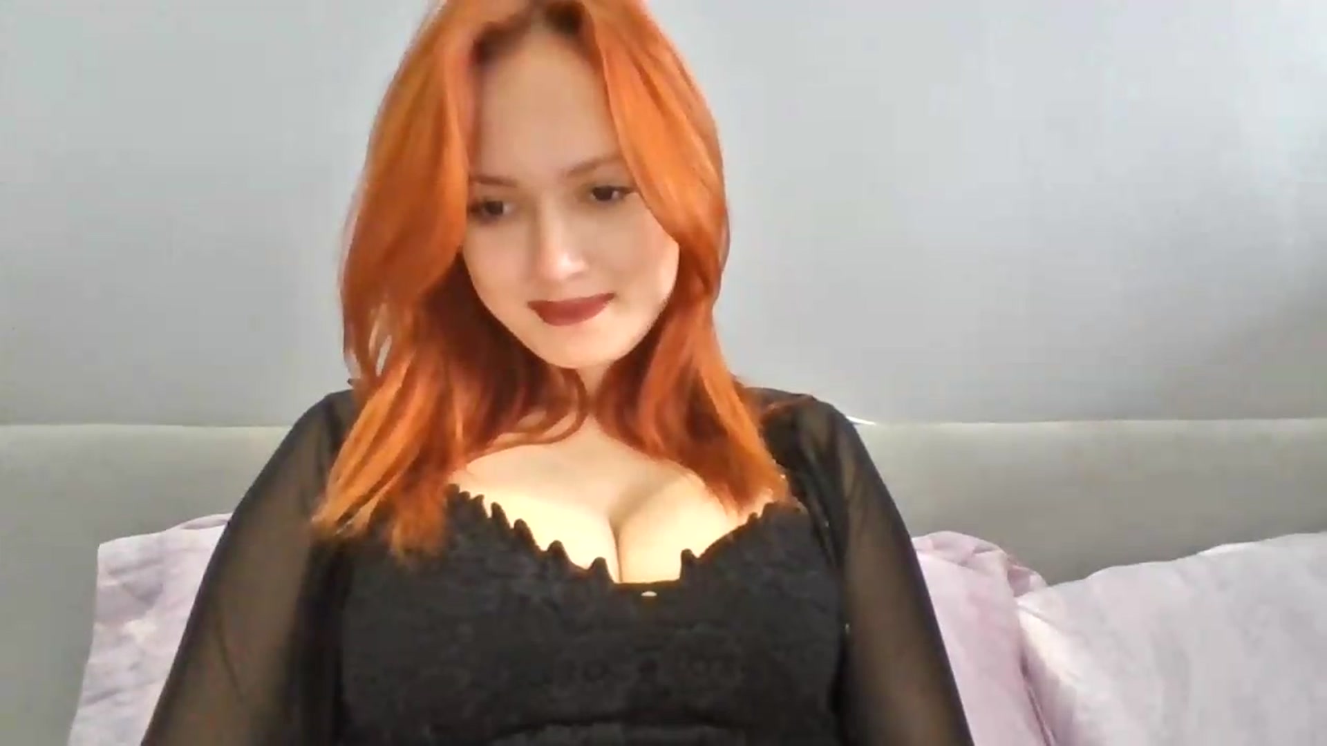 Gallery image thumbnail from AylinaGold's myfreecams stream on, 09/07/2026, 10:42 image 17 of 20