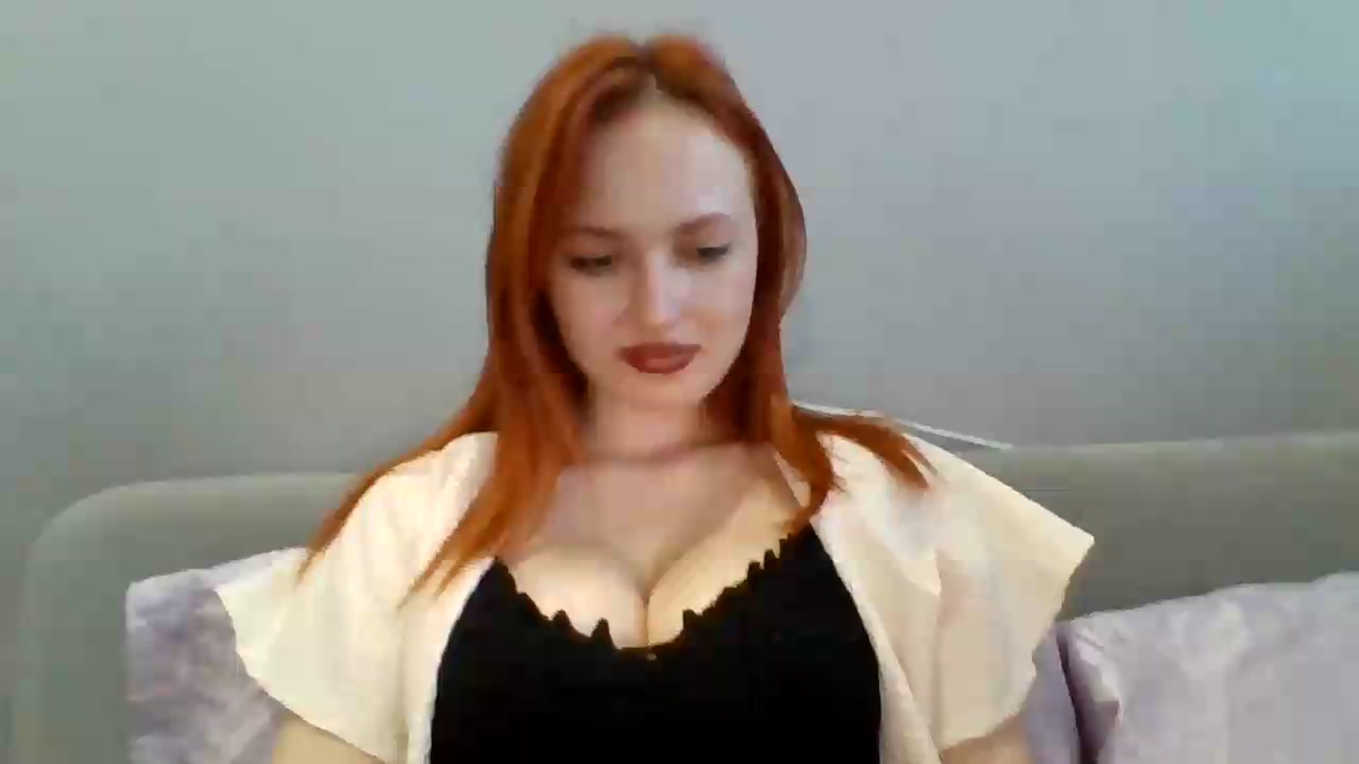 Gallery image thumbnail from AylinaGold's myfreecams stream on, 09/07/2026, 15:32 image 15 of 20