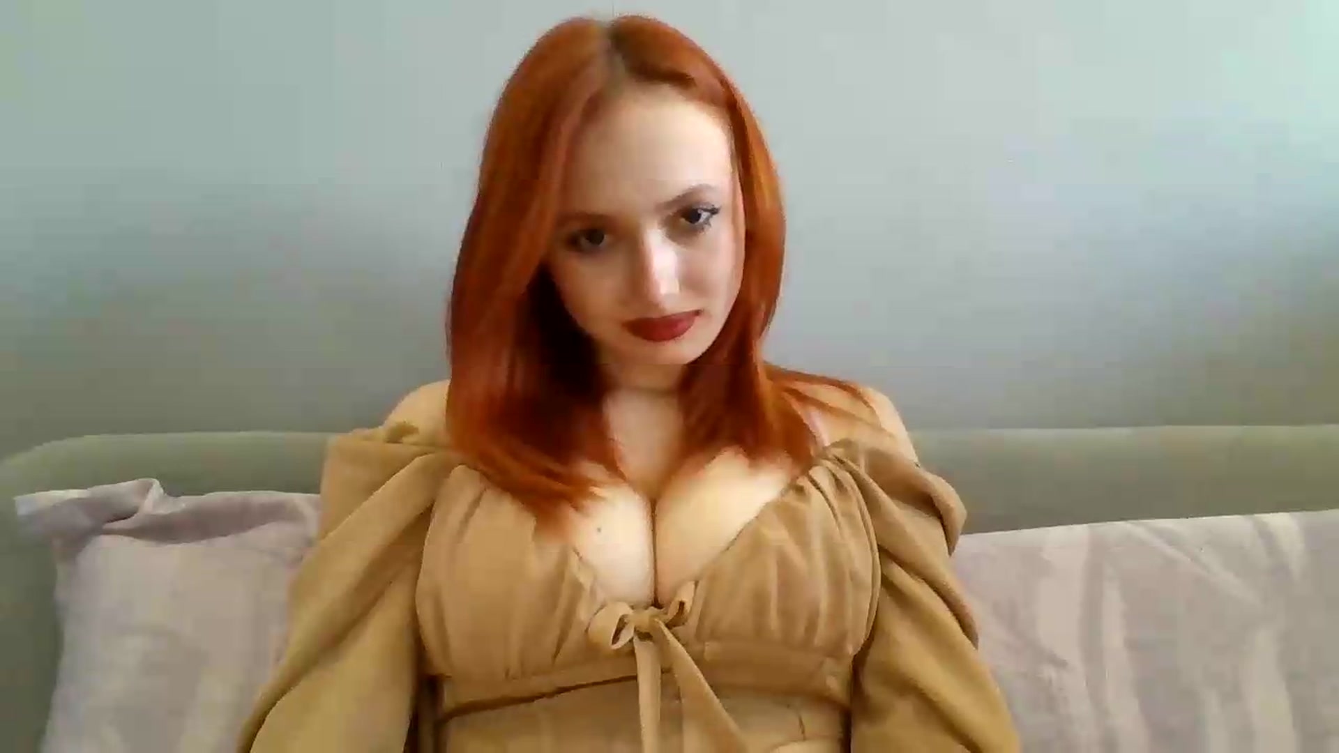 Gallery image thumbnail from AylinaGold's myfreecams stream on, 09/08/2026, 10:53 image 3 of 20