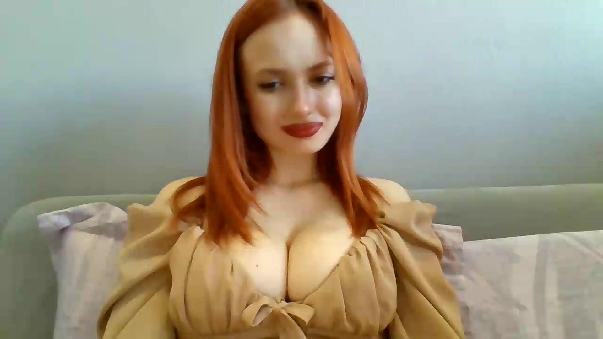 Gallery image thumbnail from AylinaGold's myfreecams stream on, 09/08/2026, 12:02 image 5 of 20