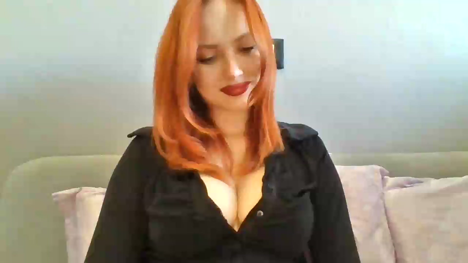 Gallery image thumbnail from AylinaGold's myfreecams stream on, 09/09/2026, 13:14 image 7 of 20
