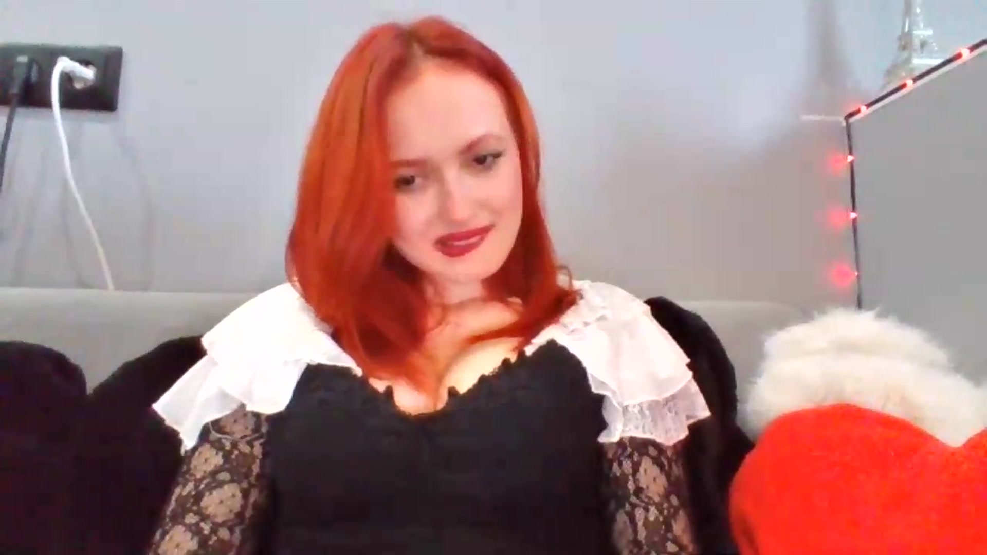 Gallery image thumbnail from AylinaGold's myfreecams stream on, 09/14/2026, 14:57 image 11 of 20