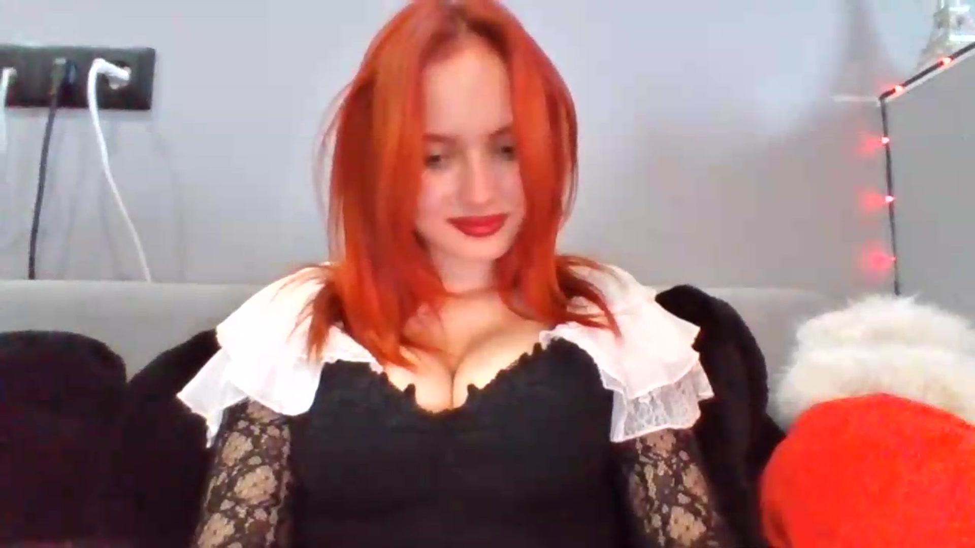 Gallery image thumbnail from AylinaGold's myfreecams stream on, 09/14/2026, 14:57 image 4 of 20