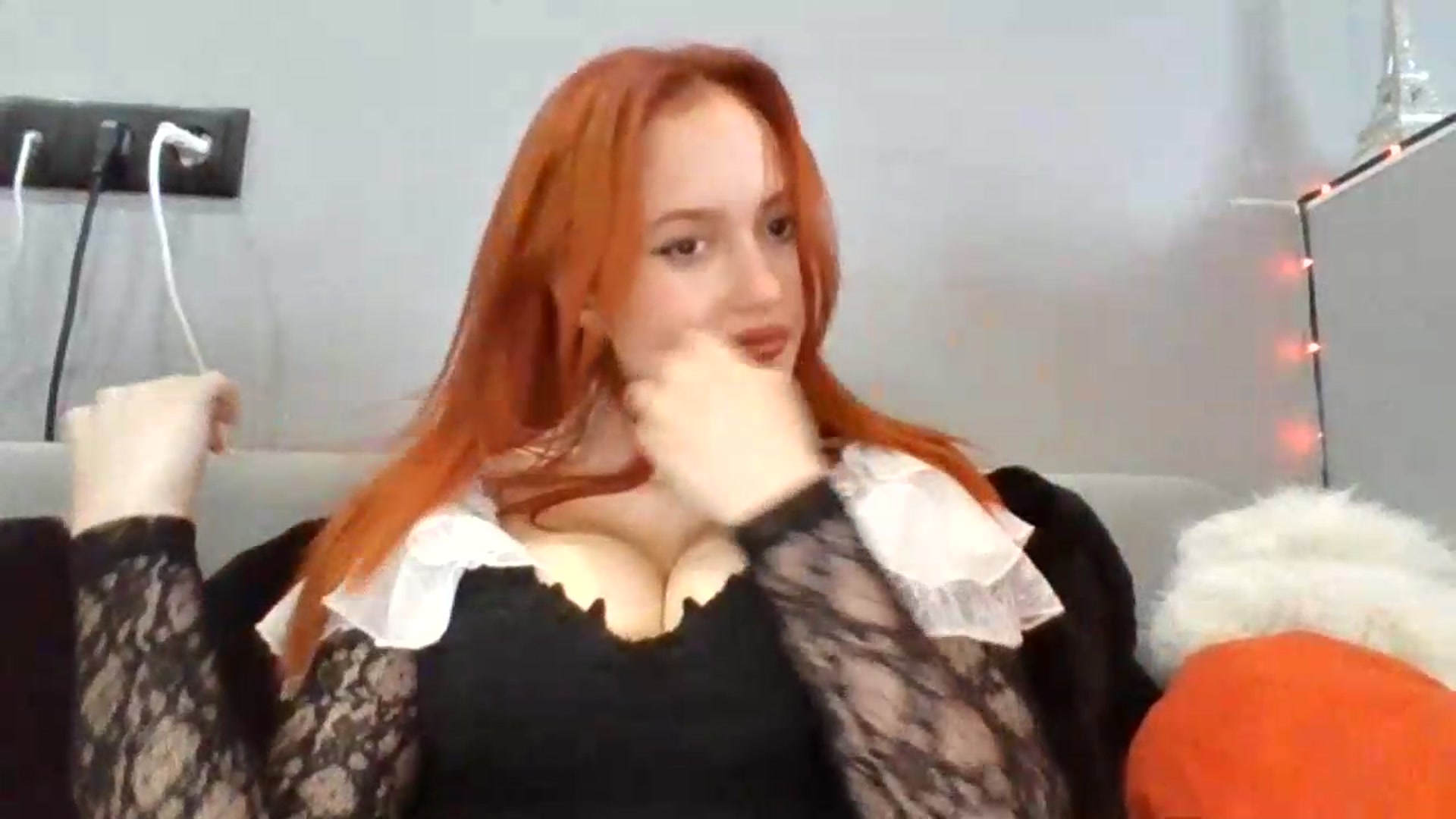 Gallery image thumbnail from AylinaGold's myfreecams stream on, 09/14/2026, 14:57 image 6 of 20