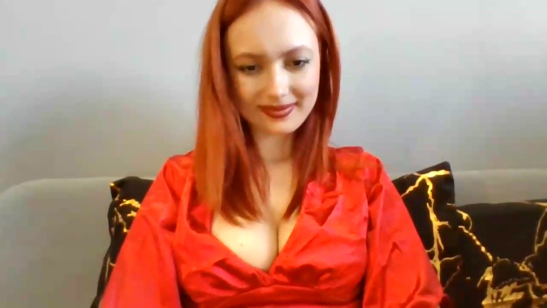 Gallery image thumbnail from AylinaGold's myfreecams stream on, 09/17/2026, 11:35 image 2 of 20