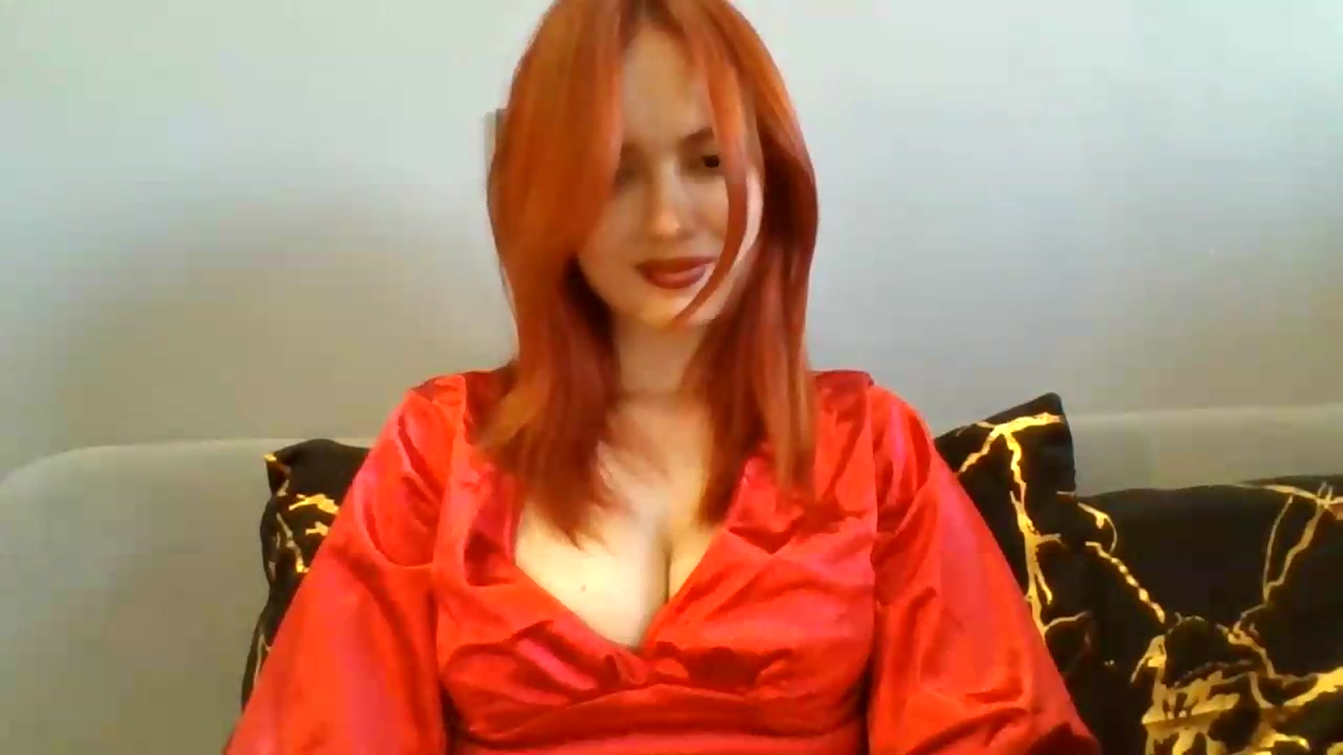 Gallery image thumbnail from AylinaGold's myfreecams stream on, 09/17/2026, 11:35 image 13 of 20