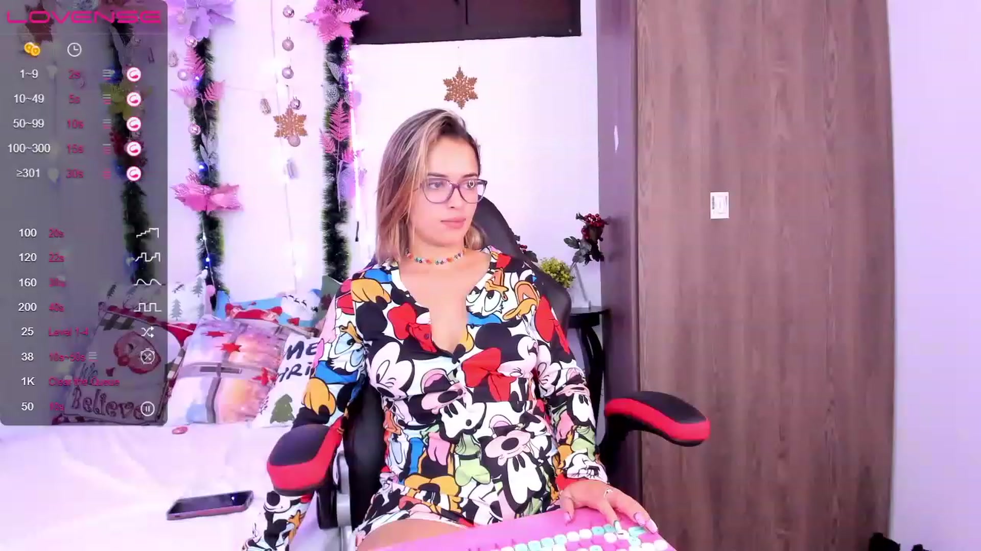 Gallery image thumbnail from Aziacollens98's myfreecams stream on, 12/17/2022, 14:06 image 12 of 20
