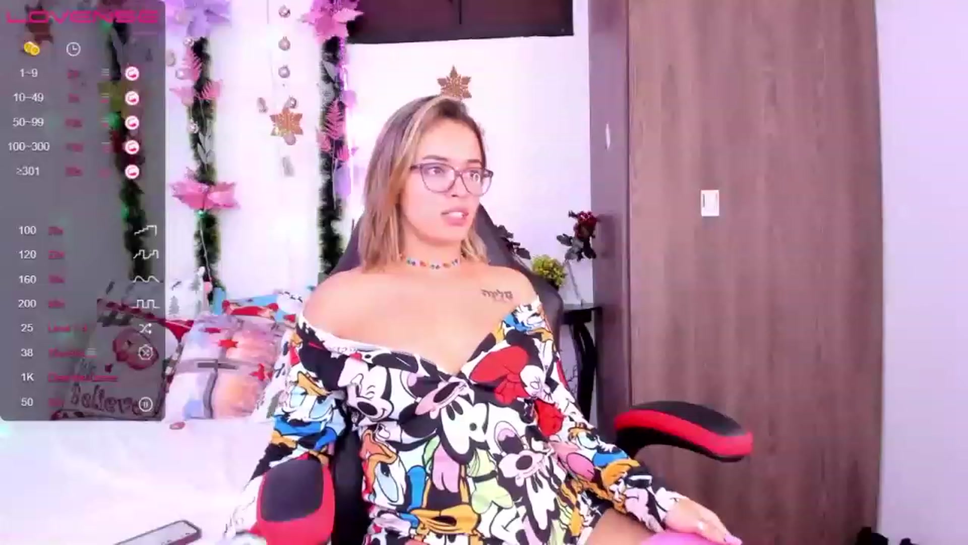 Gallery image thumbnail from Aziacollens98's myfreecams stream on, 12/17/2022, 14:06 image 15 of 20