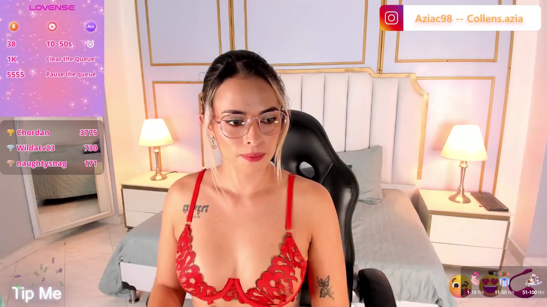 Gallery image thumbnail from Aziacollens98's myfreecams stream on, 04/20/2025, 17:18 image 6 of 20