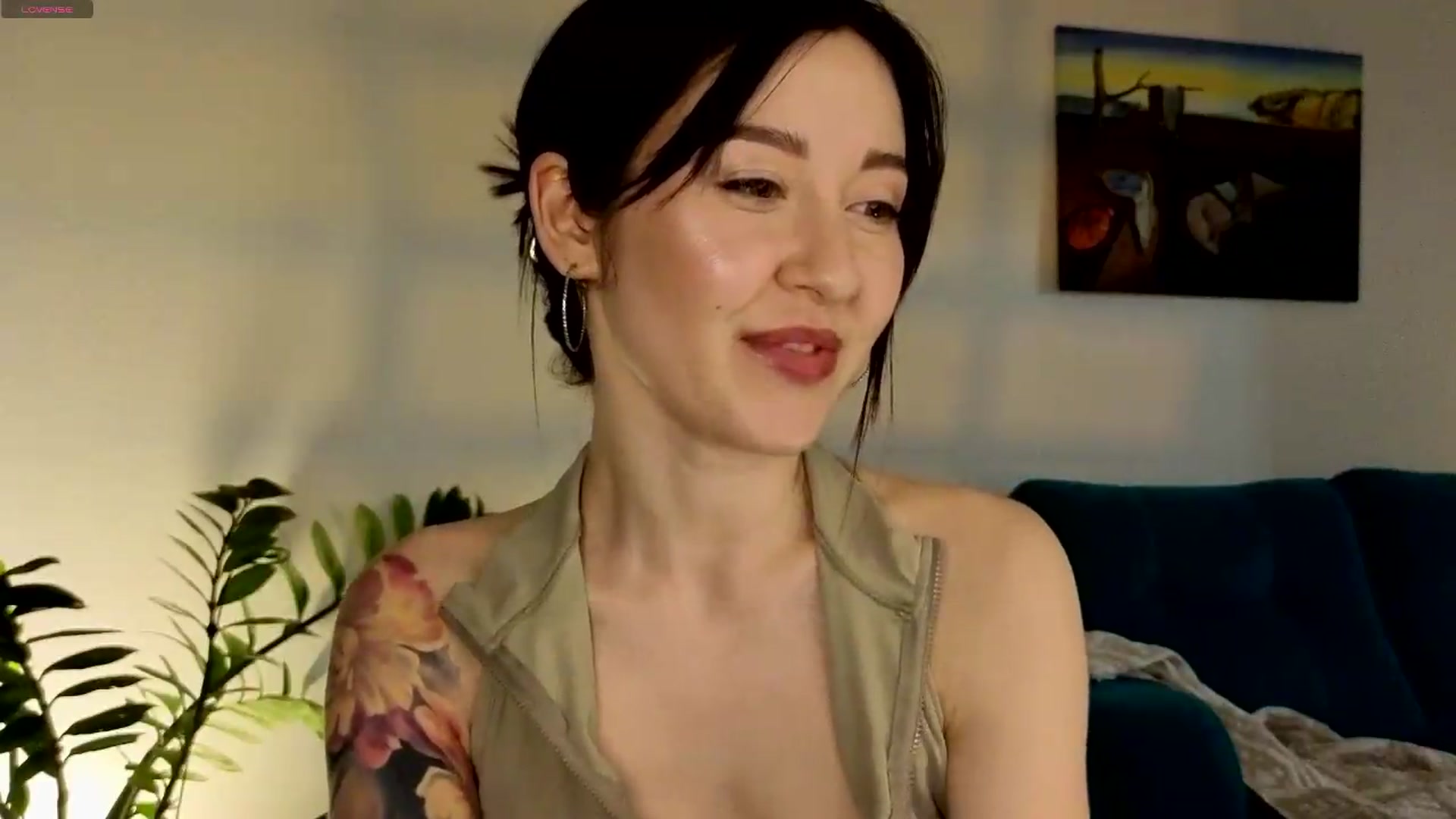 Gallery image thumbnail from Azulafire's myfreecams stream on, 07/03/2026, 18:43 image 5 of 20