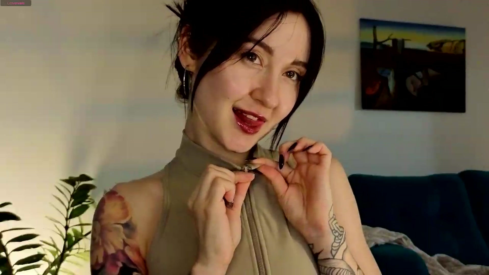 Gallery image thumbnail from Azulafire's myfreecams stream on, 07/04/2026, 24:18 image 20 of 20